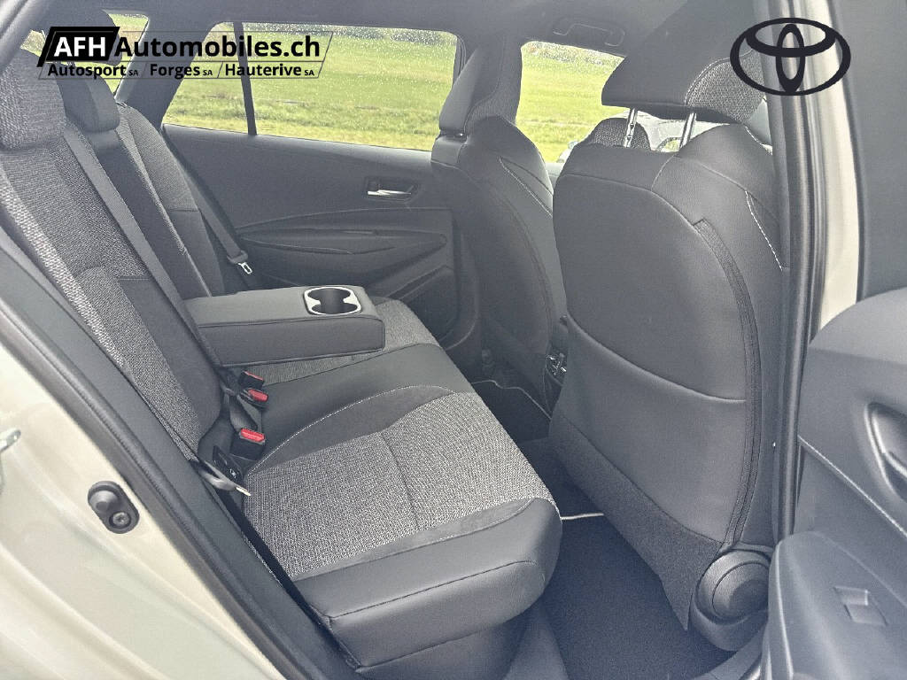 TOYOTA Corolla Touring Sports 1.8 HSD Trend-image-15