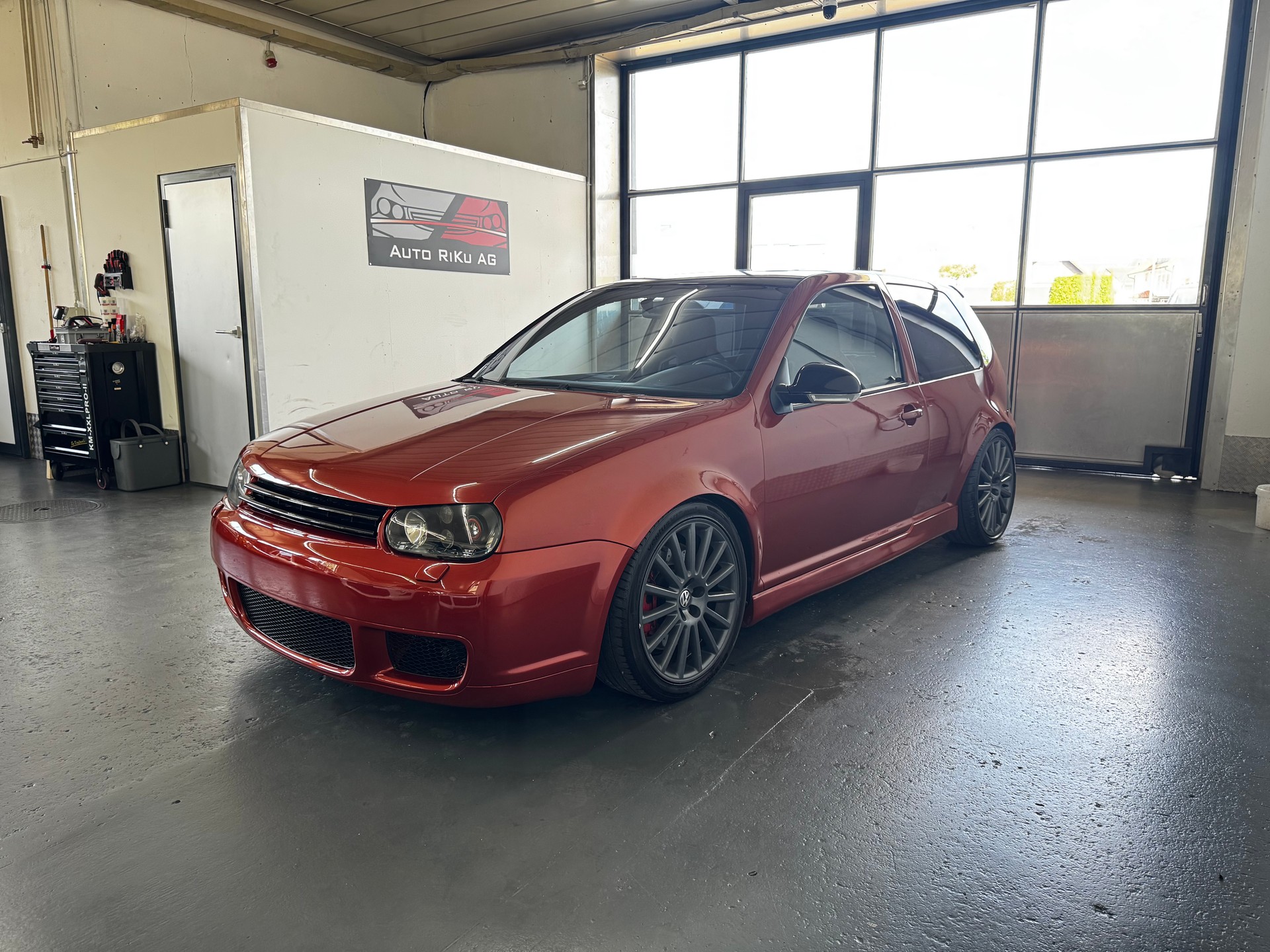 VW Golf R32 4Motion-image-5