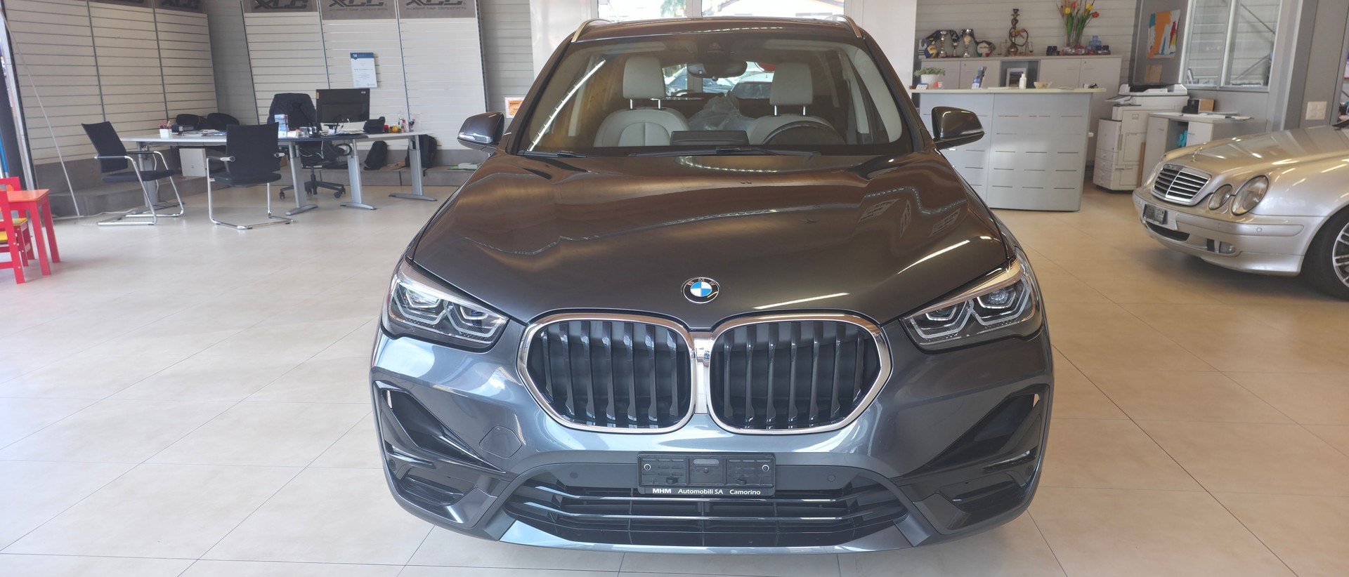 BMW X1 xDrive 18d Steptronic-image-2