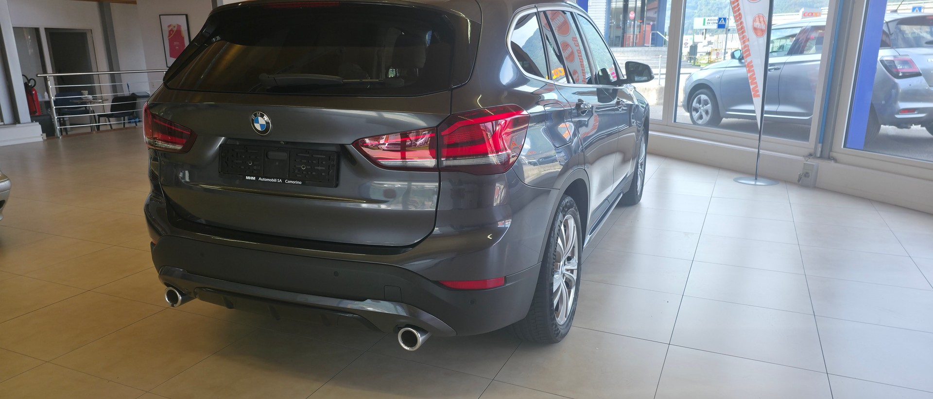 BMW X1 xDrive 18d Steptronic-image-4