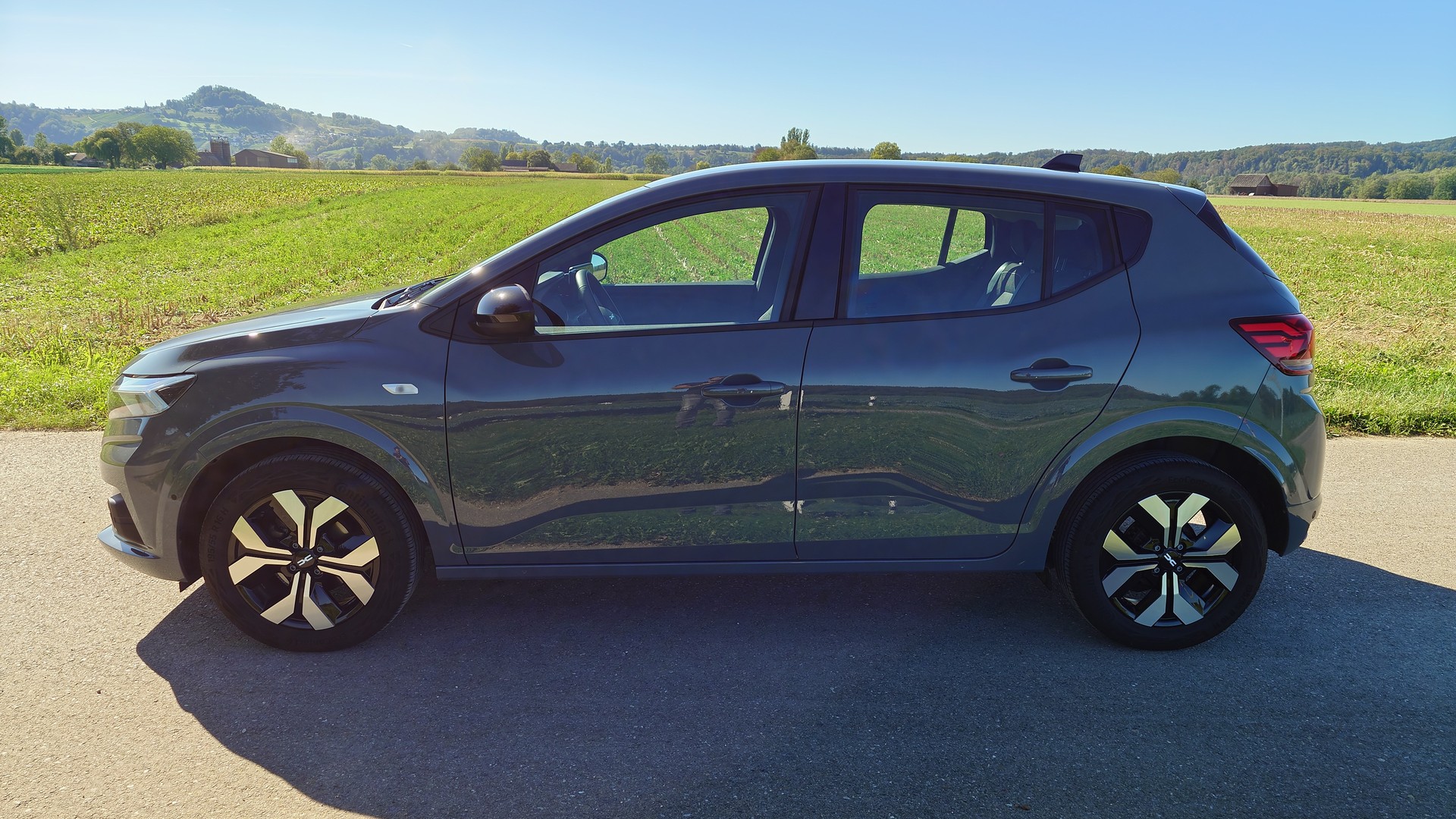 DACIA Sandero TCe 90 Journey-image-1