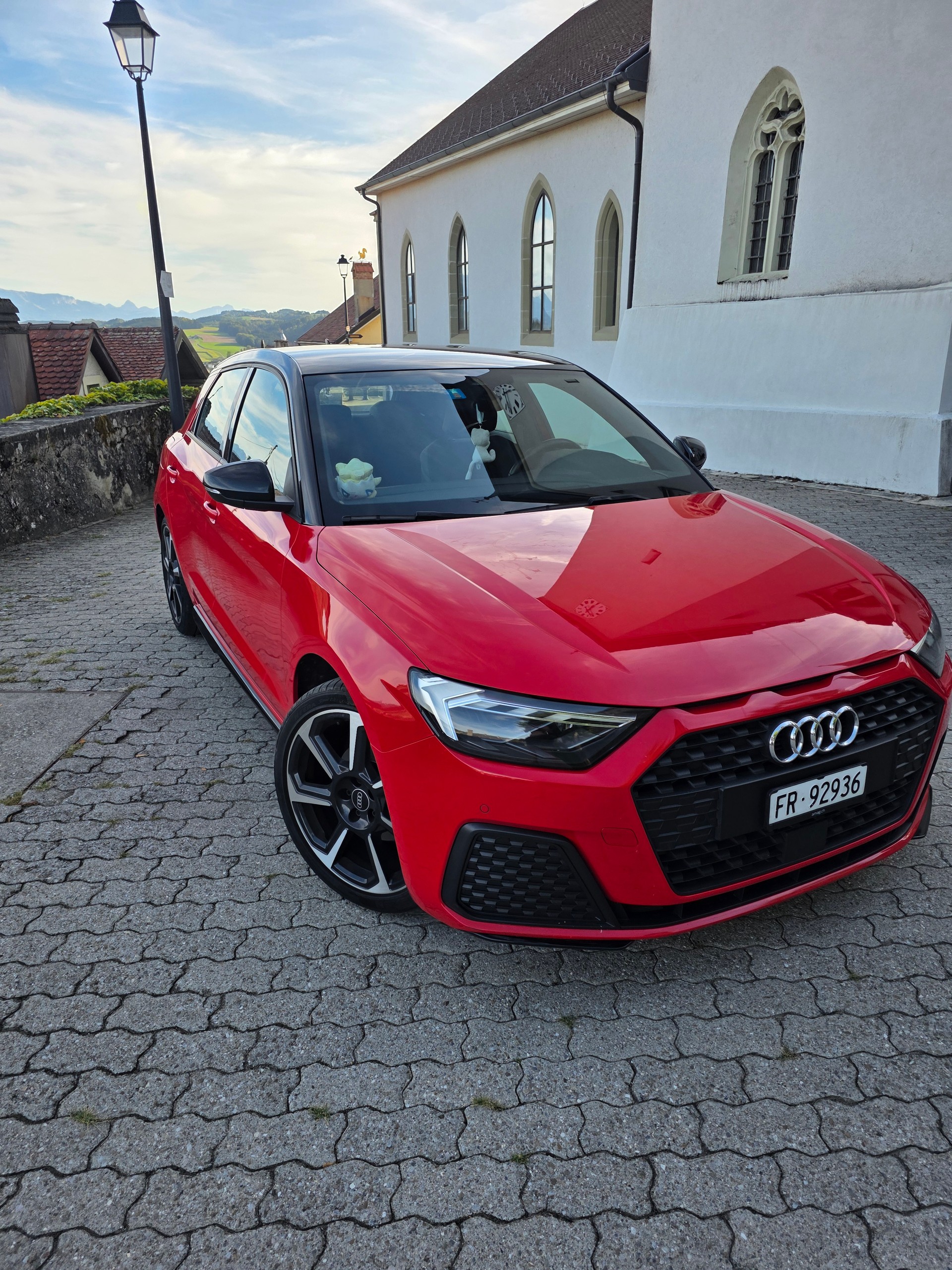 AUDI 1.0 30 TFSI S-Tronic-image-0