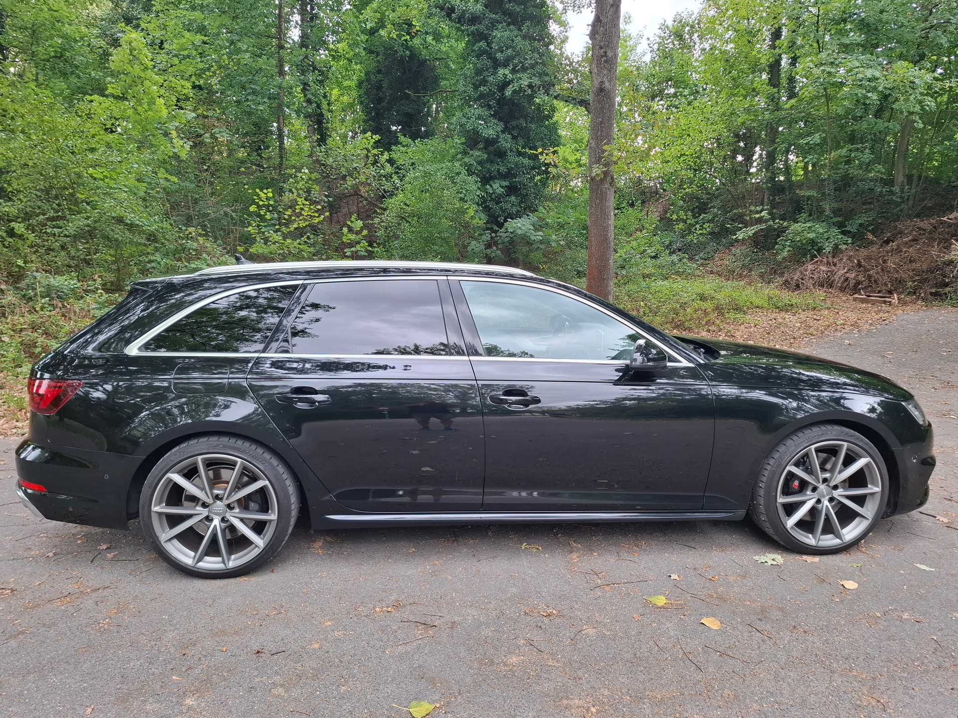 AUDI S4 Avant 3.0 TFSI quattro tiptronic-image-20