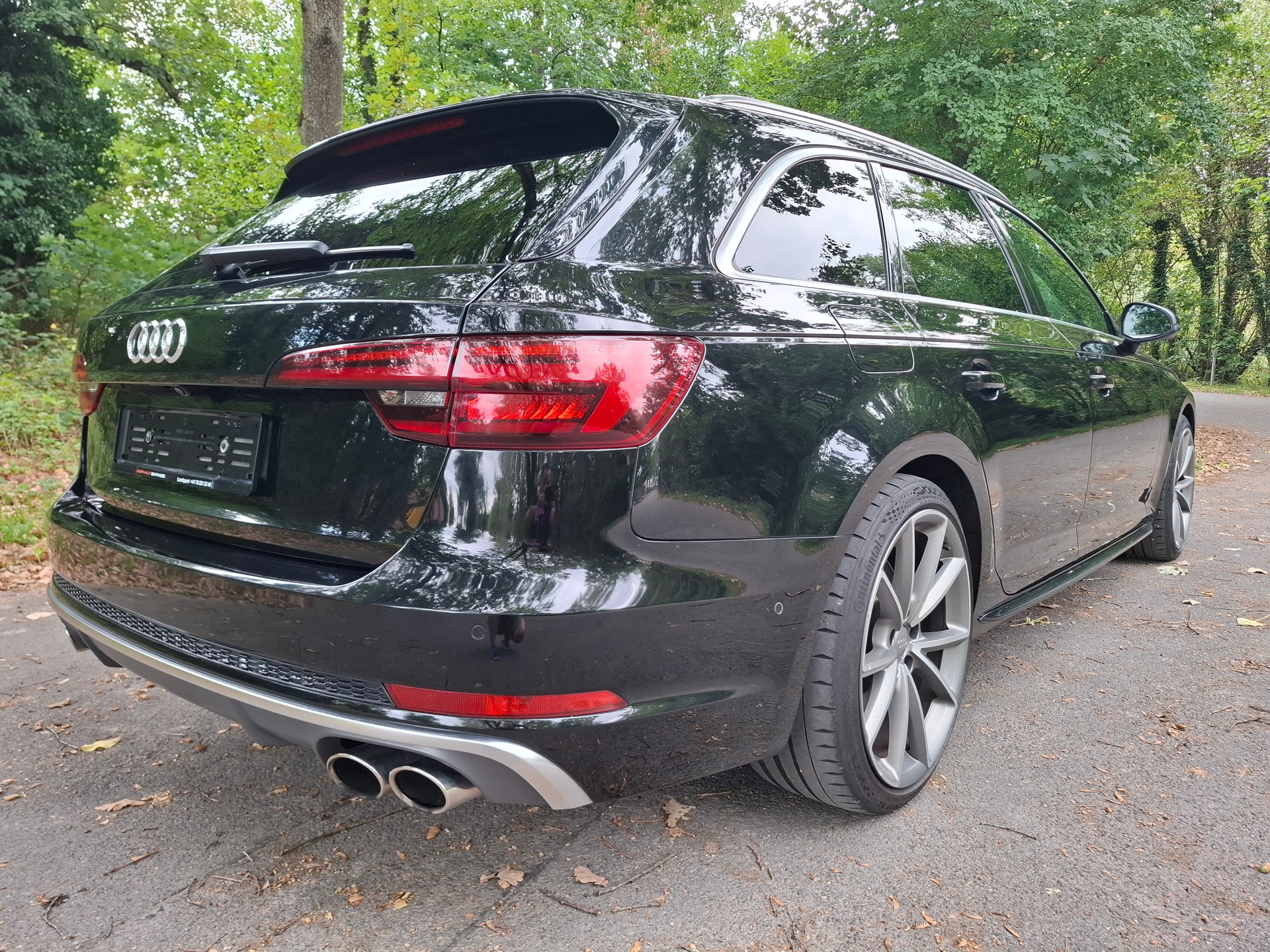 AUDI S4 Avant 3.0 TFSI quattro tiptronic-image-10