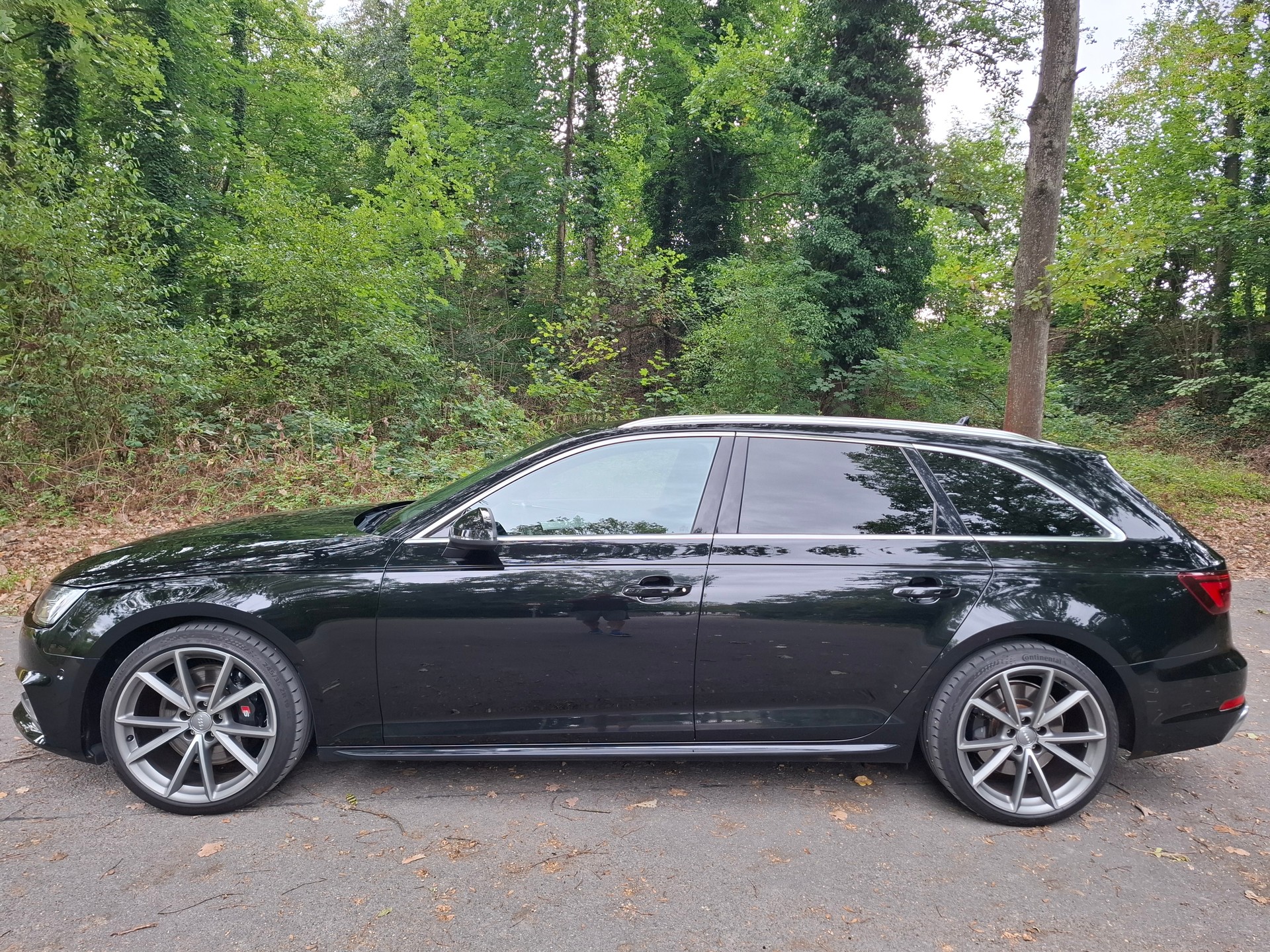 AUDI S4 Avant 3.0 TFSI quattro tiptronic-image-16