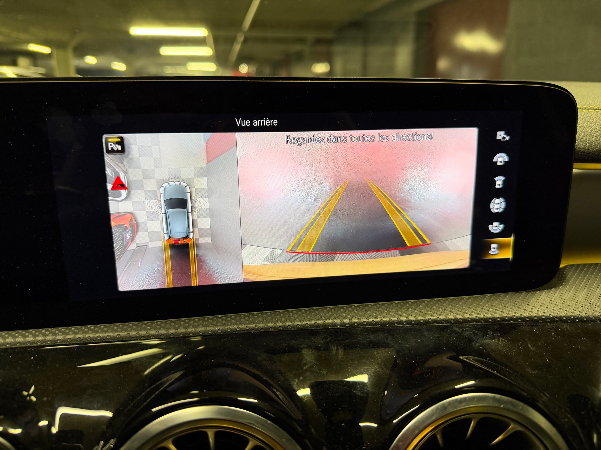 MERCEDES-BENZ A 45 S AMG 4Matic+ Speedshift-image-12