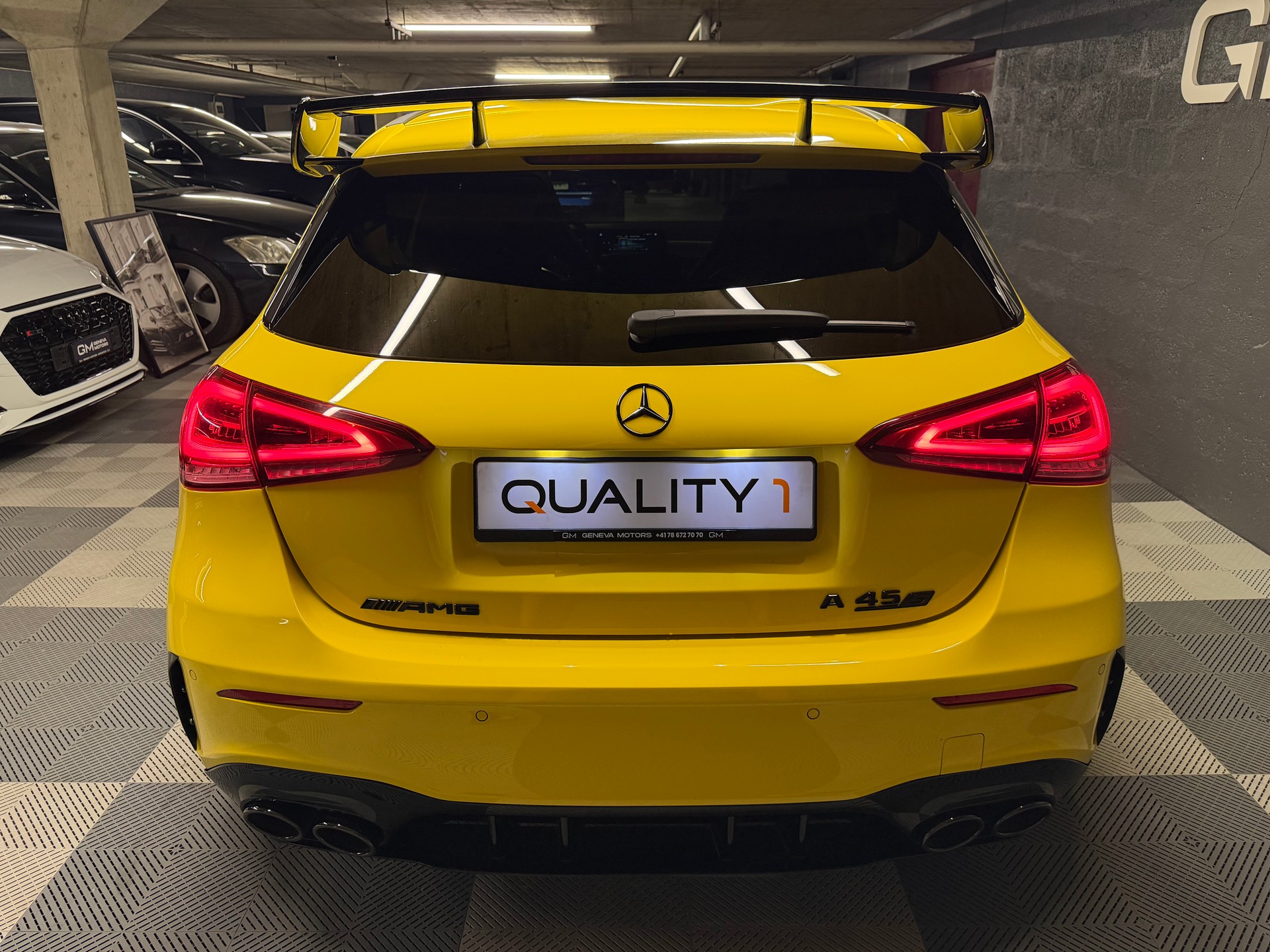 MERCEDES-BENZ A 45 S AMG 4Matic+ Speedshift-image-4