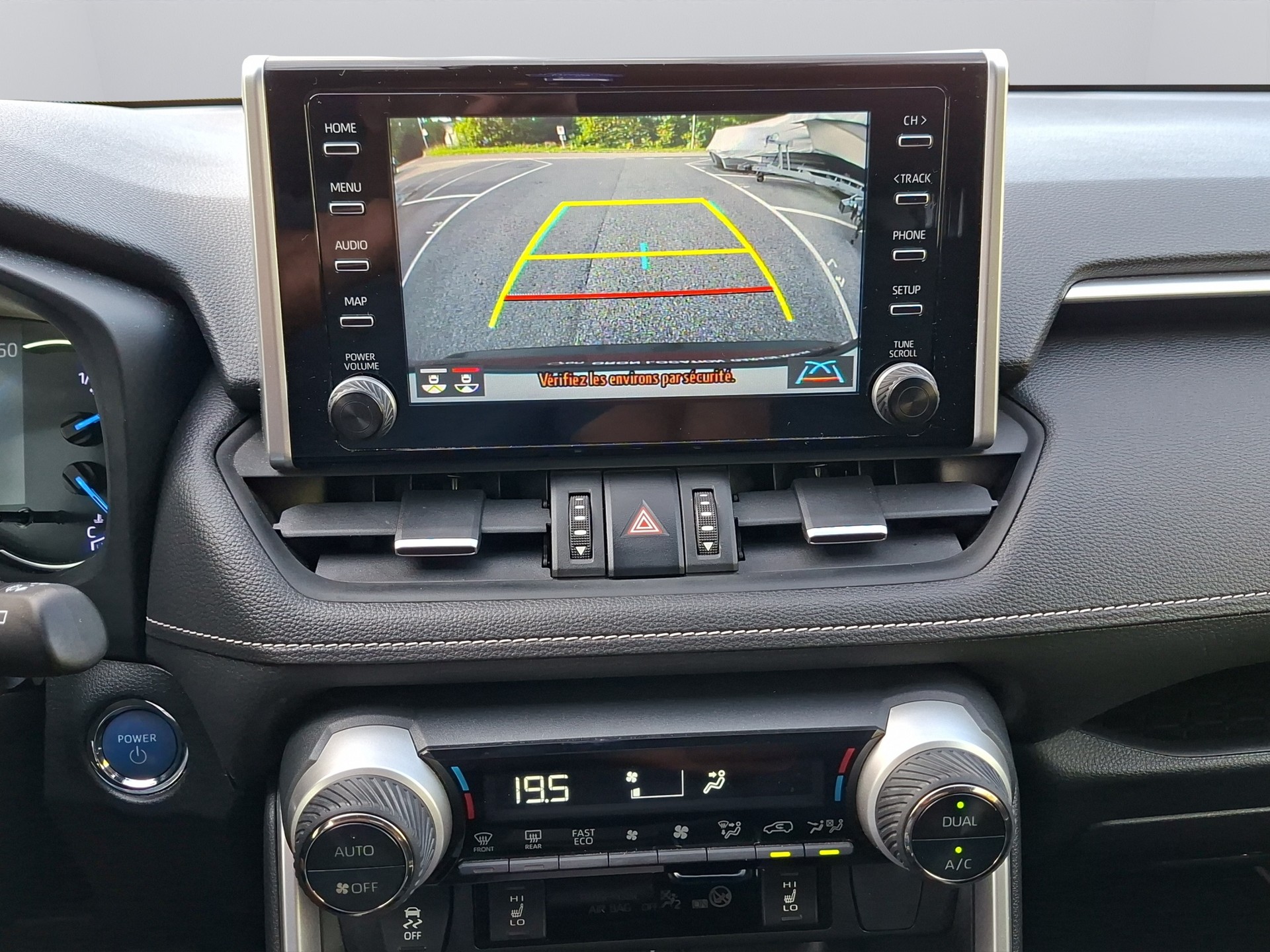 TOYOTA RAV-4 2.5 HSD Comfort e-CVT 4WD-image-15