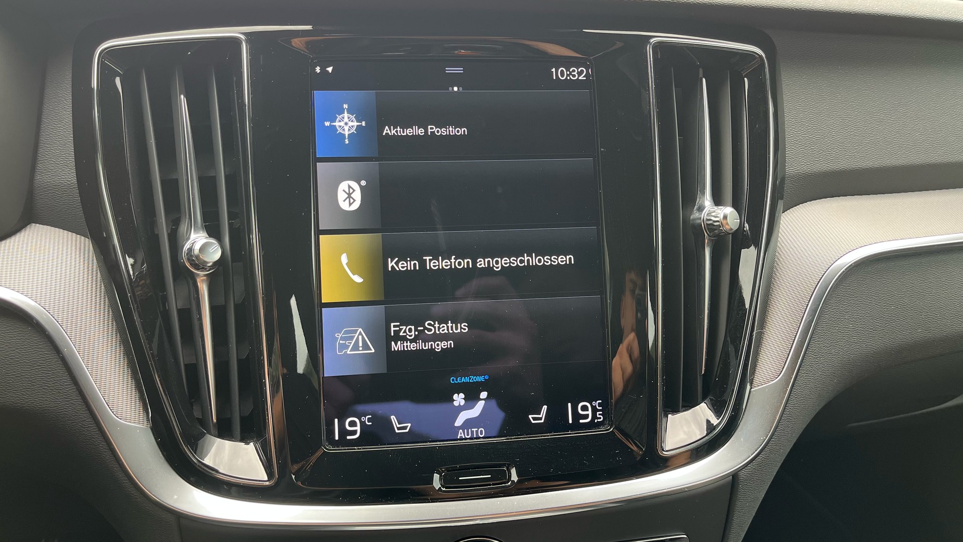 VOLVO S60 B5 AWD Benzin Mild Hybrid Plus Dark Geartronic-image-13