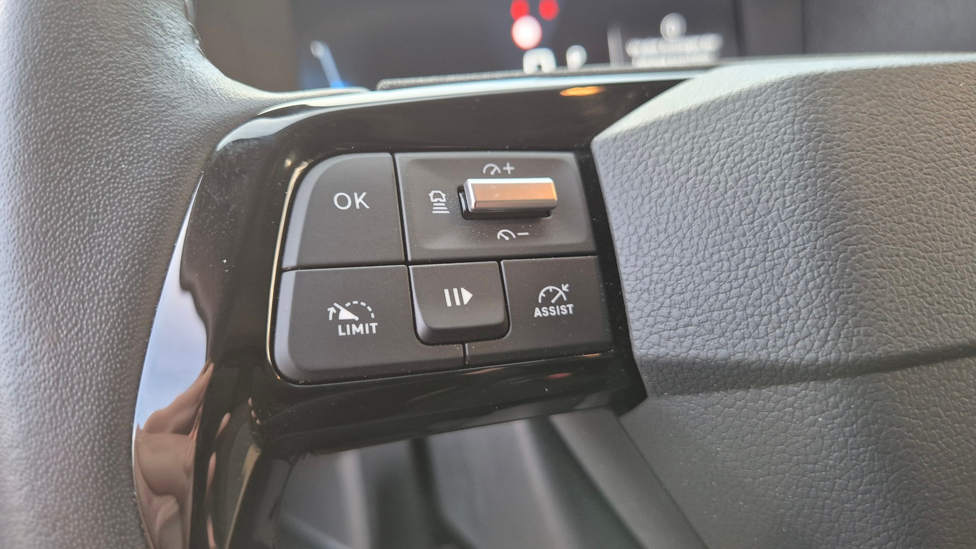 PEUGEOT Expert HDi145 *Vollausstattung* mit Bott Ausbau-image-5