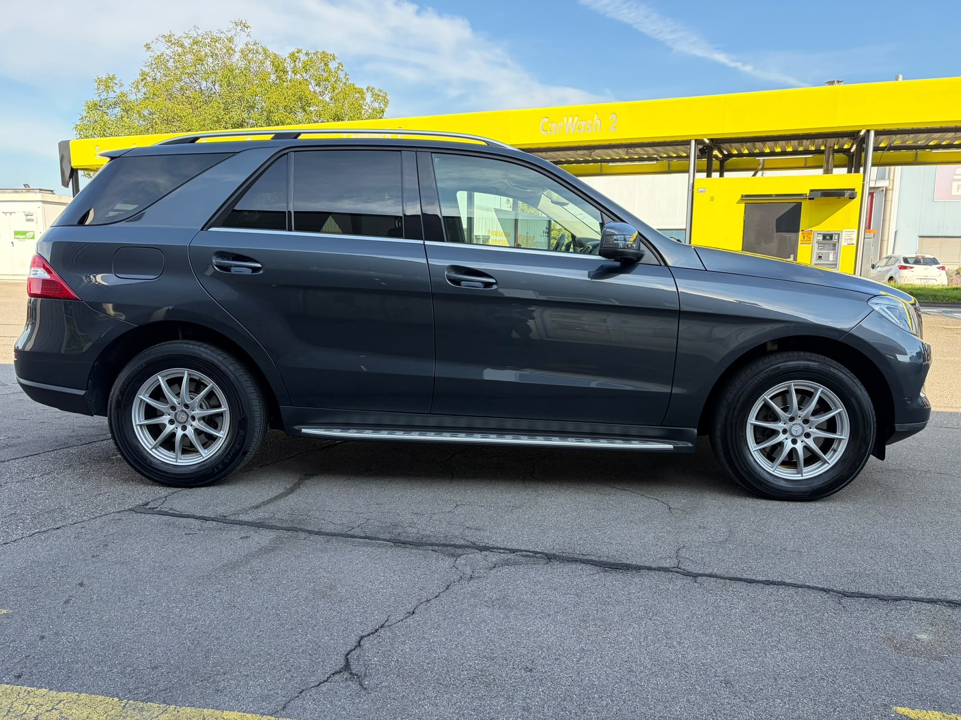 MERCEDES-BENZ ML 250 BlueTEC Executive 4Matic 7G-Tronic-image-4