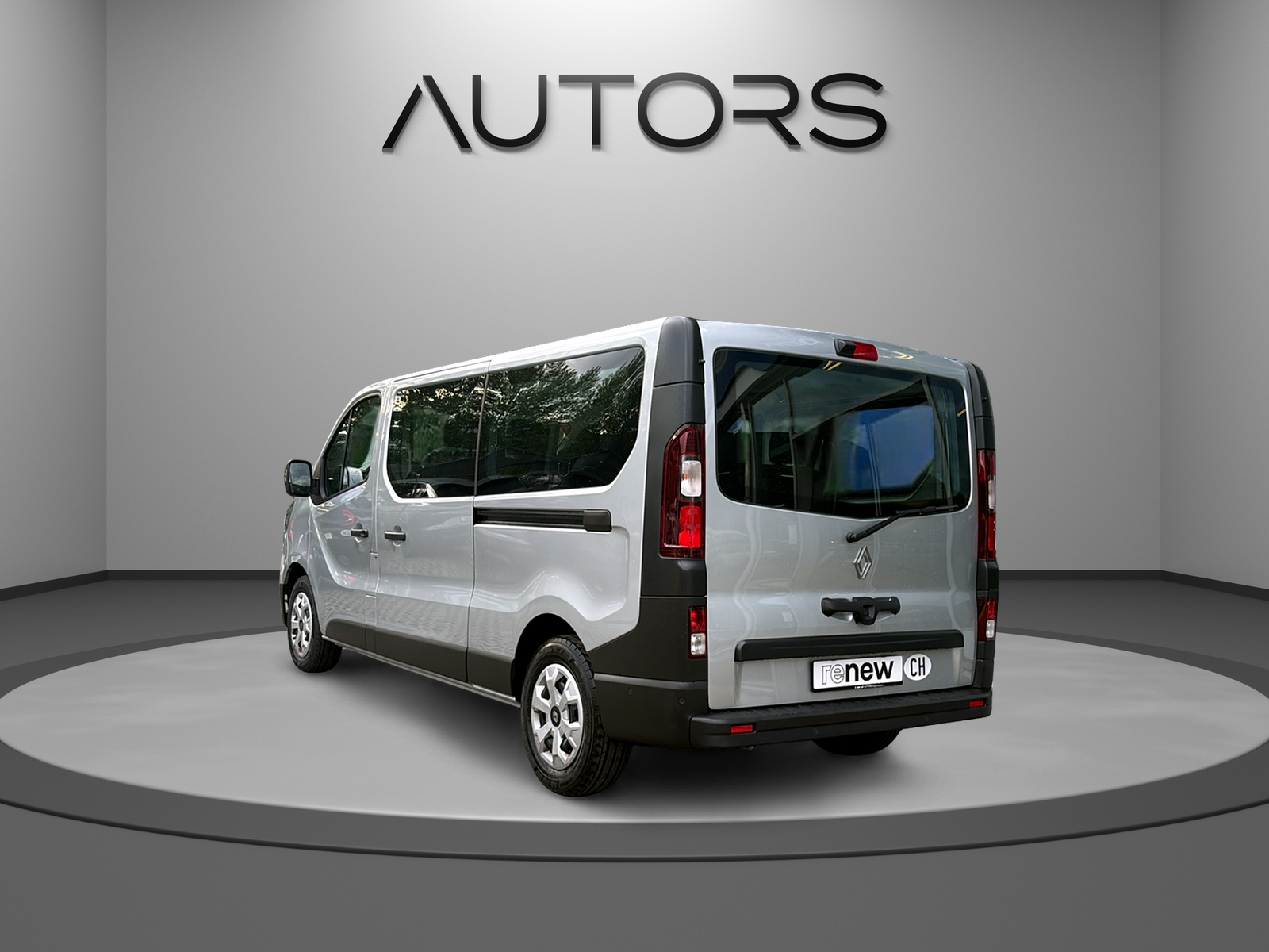 RENAULT Passenger SpaceNomad 2.0 dCi Blue 150 evolution-image-2