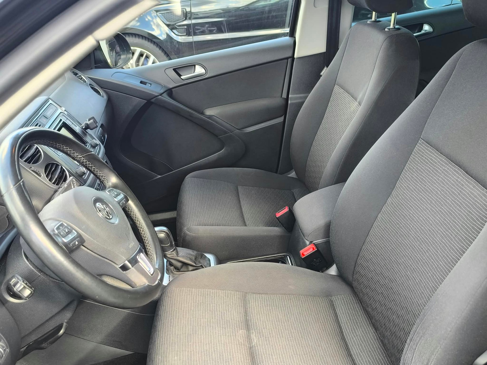 VW Tiguan 2.0 TDI BlueMotion Start 4Motion DSG-image-8
