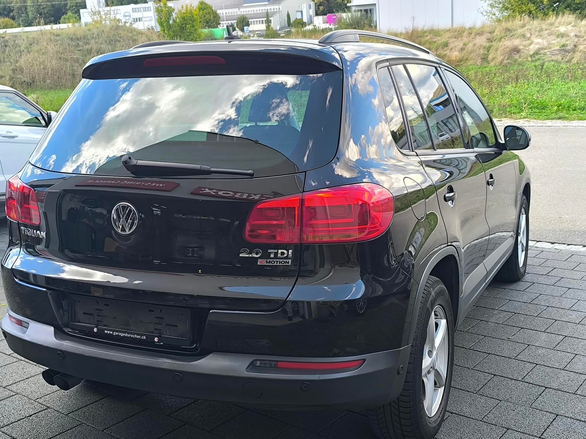 VW Tiguan 2.0 TDI BlueMotion Start 4Motion DSG-image-4
