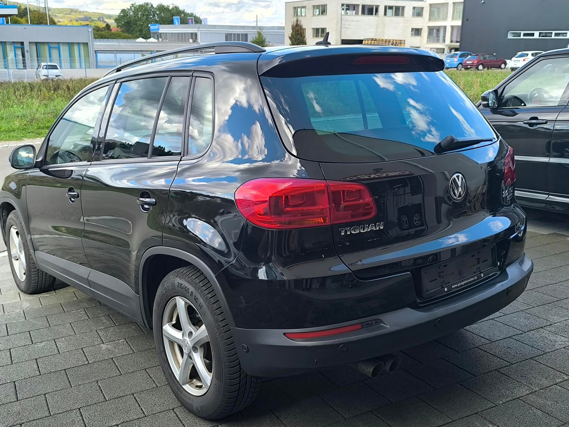 VW Tiguan 2.0 TDI BlueMotion Start 4Motion DSG-image-6