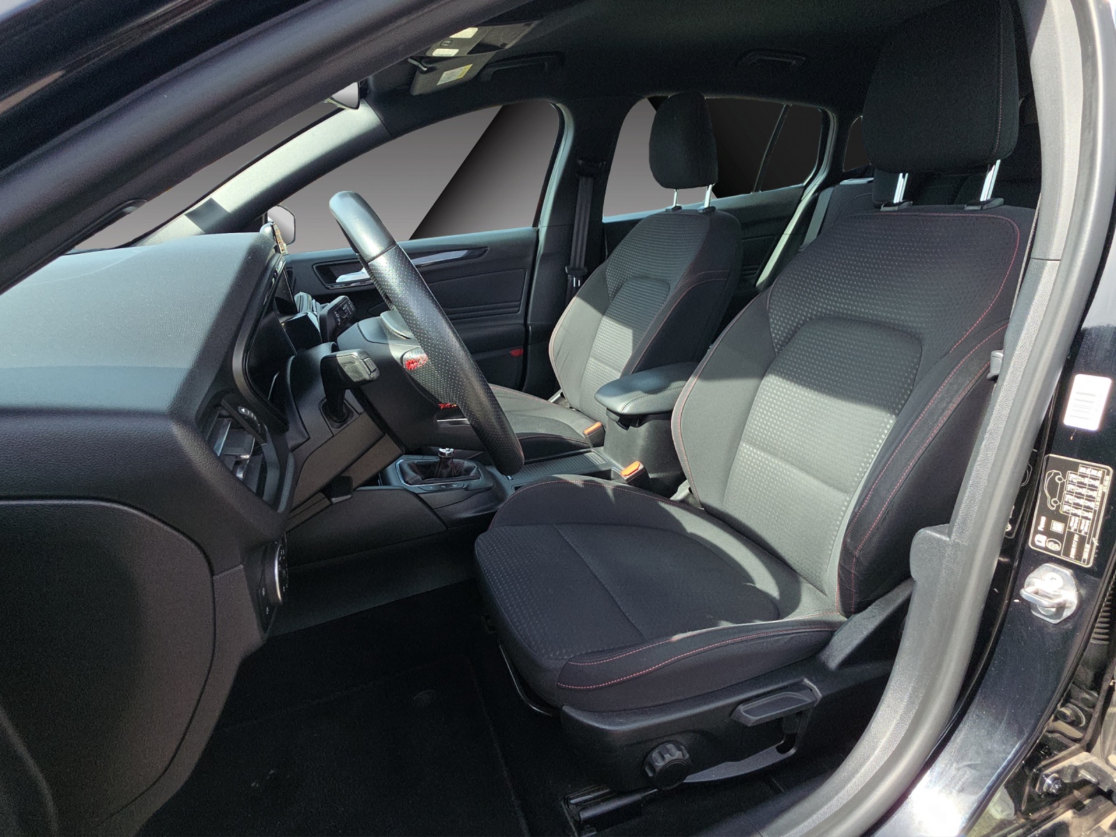 FORD Focus 1.0 SCTi Trend+-image-14