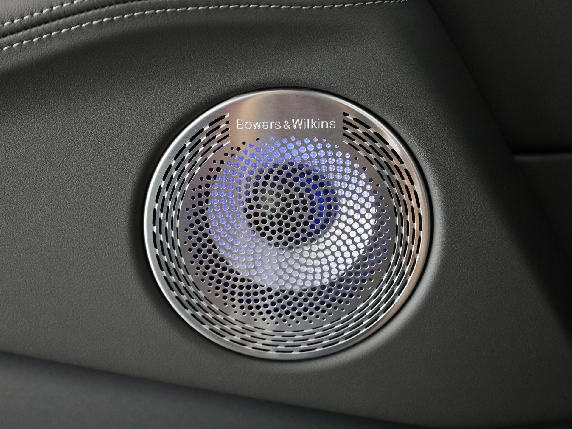 BMW XM G09 50e Plug-in Hybrid-image-19