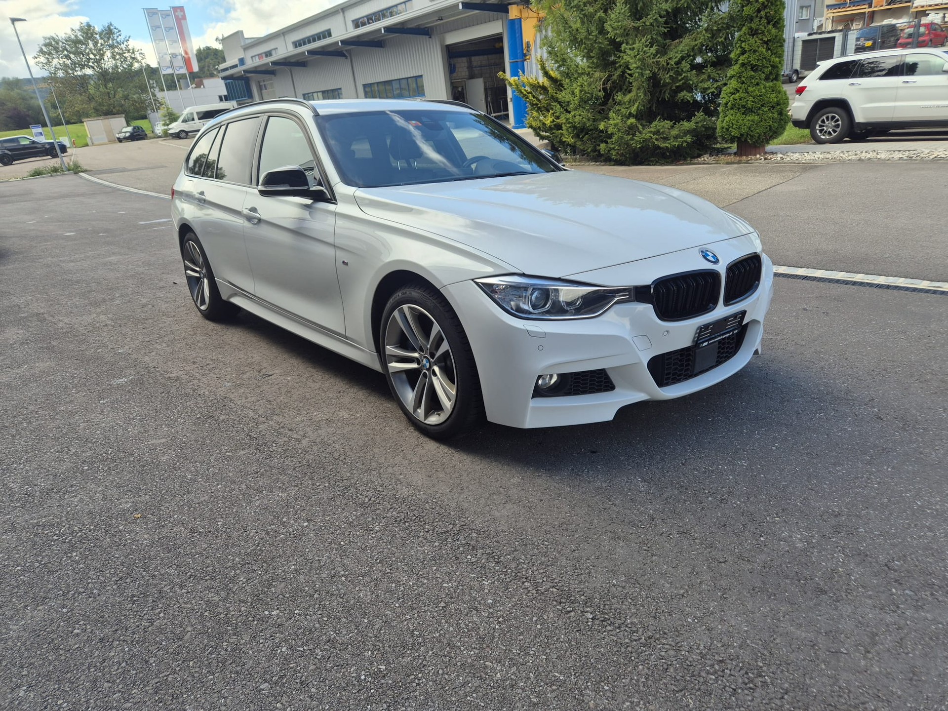 BMW 335d xDrive Touring Sport Line M Sport-image-1