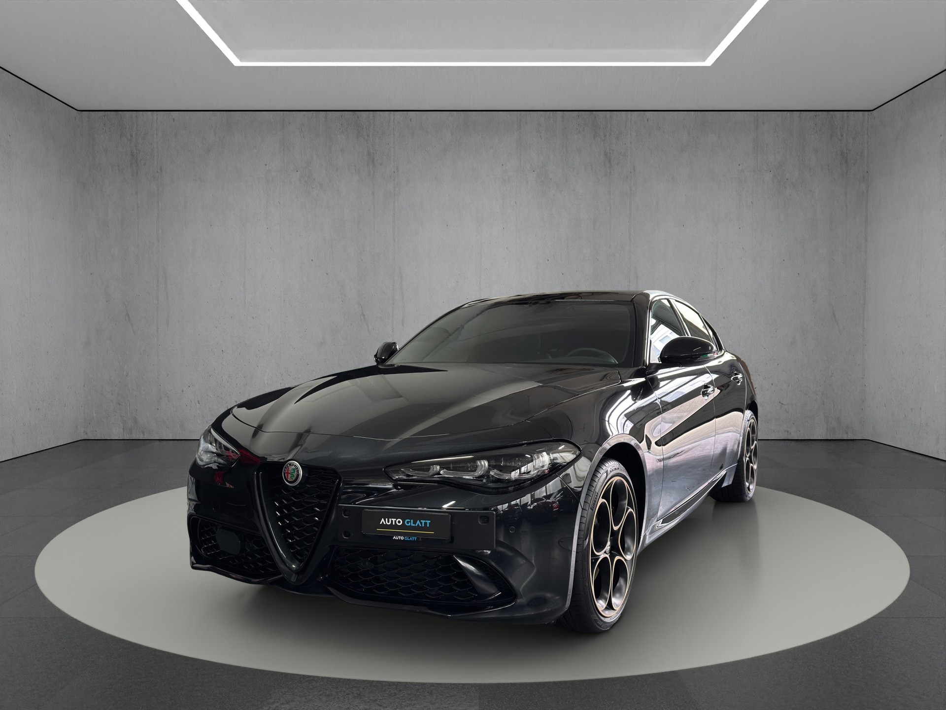 ALFA ROMEO Giulia 2.0 Q4 Intensa Sky "Sonder-Edition mit Panorama-Glasschiebedach"-image-29