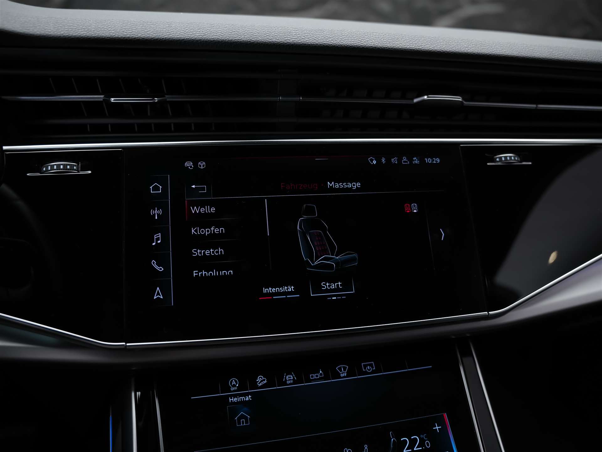 AUDI Q8 55 TFSI quattro tiptronic *22" Felgen*Panorama*B&O*Sitzbelüftung*Head-Up*-image-41