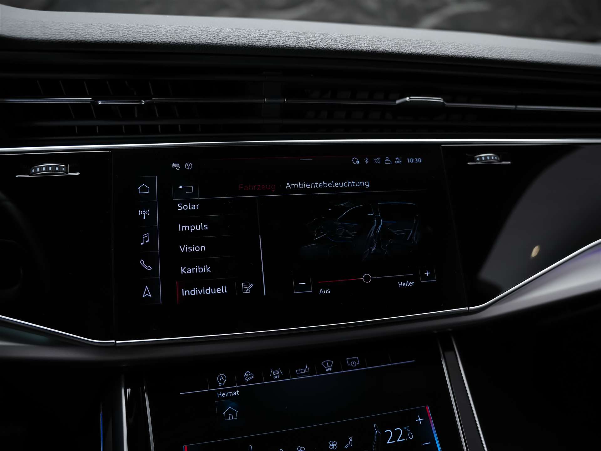 AUDI Q8 55 TFSI quattro tiptronic *22" Felgen*Panorama*B&O*Sitzbelüftung*Head-Up*-image-44
