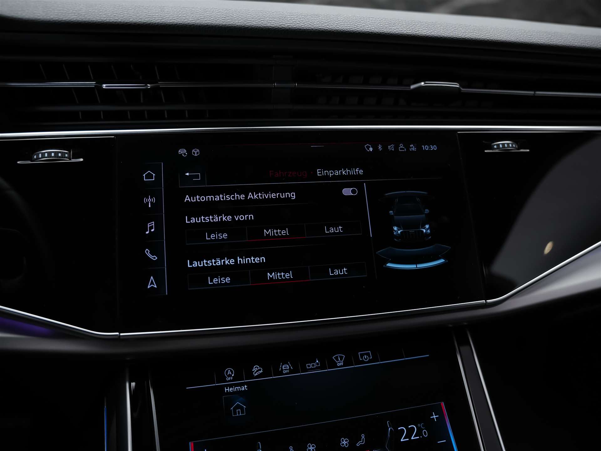 AUDI Q8 55 TFSI quattro tiptronic *22" Felgen*Panorama*B&O*Sitzbelüftung*Head-Up*-image-45
