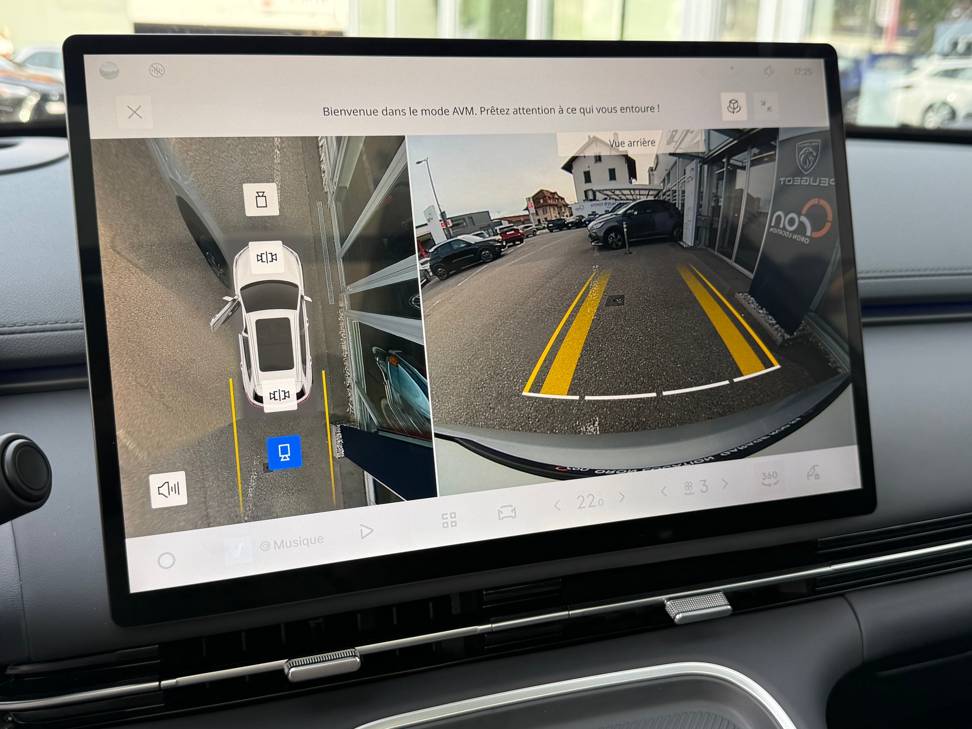 GEELY STARRAY EM-i Max+29.8 kWh cloudveil silver-image-31