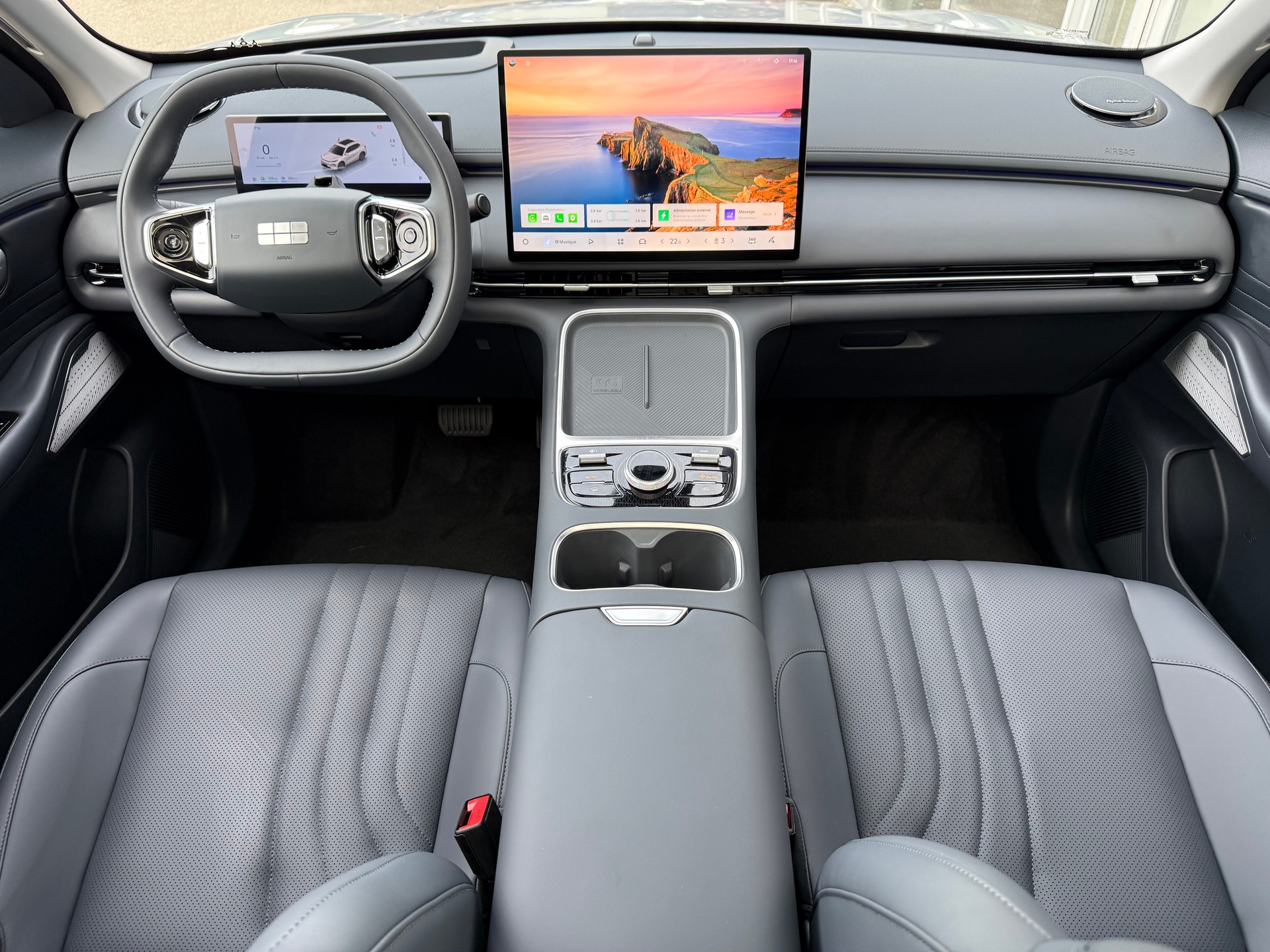 GEELY STARRAY EM-i Max+29.8 kWh cloudveil silver-image-13