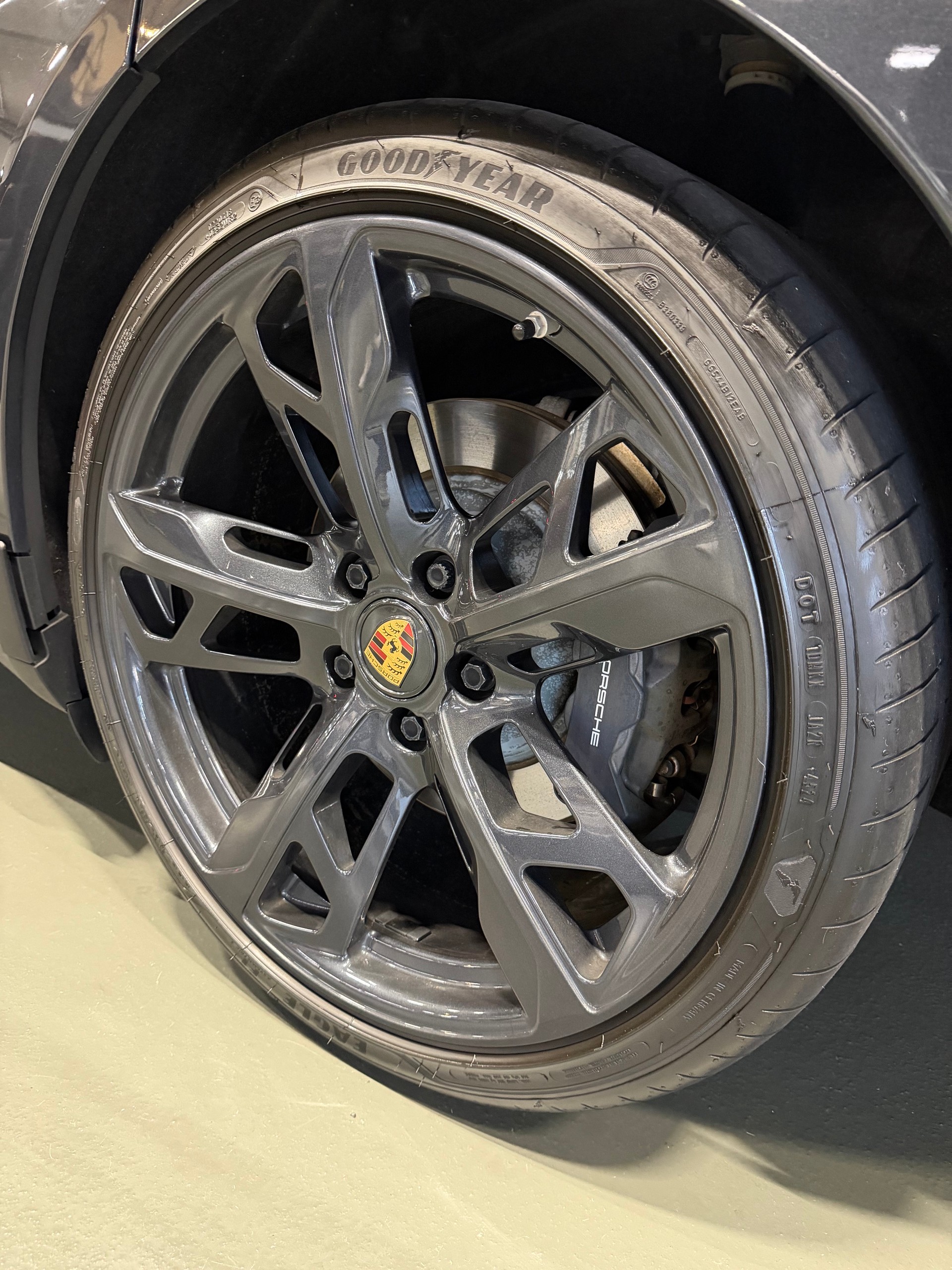 PORSCHE Taycan 4 Cross Turismo *Batterie Perf.+*-image-5