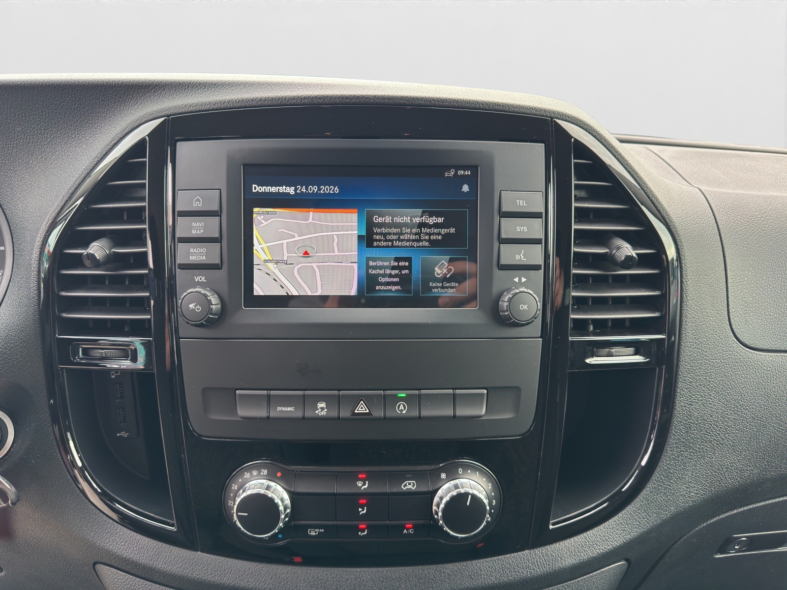 MERCEDES-BENZ Vito 116 CDI Lang Select Tourer 4Matic 9G-Tronic-image-12