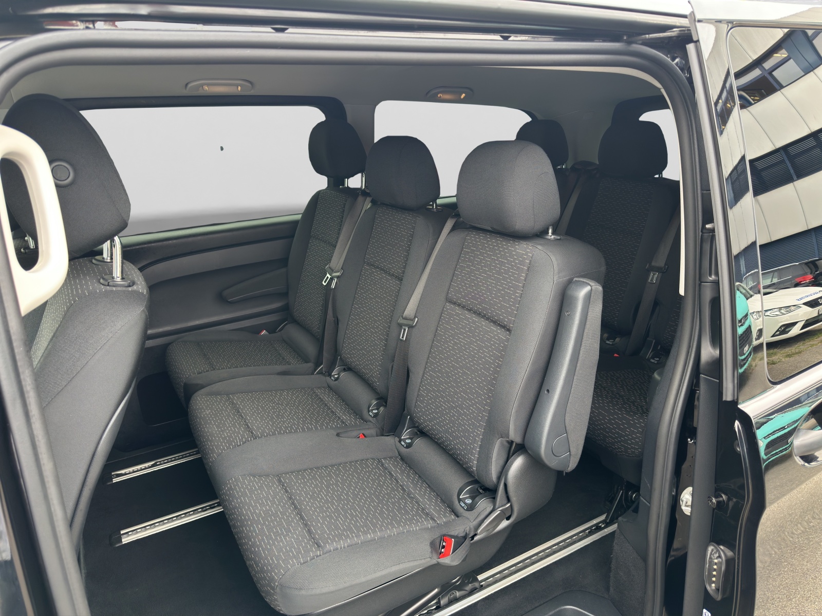 MERCEDES-BENZ Vito 116 CDI Lang Select Tourer 4Matic 9G-Tronic-image-10