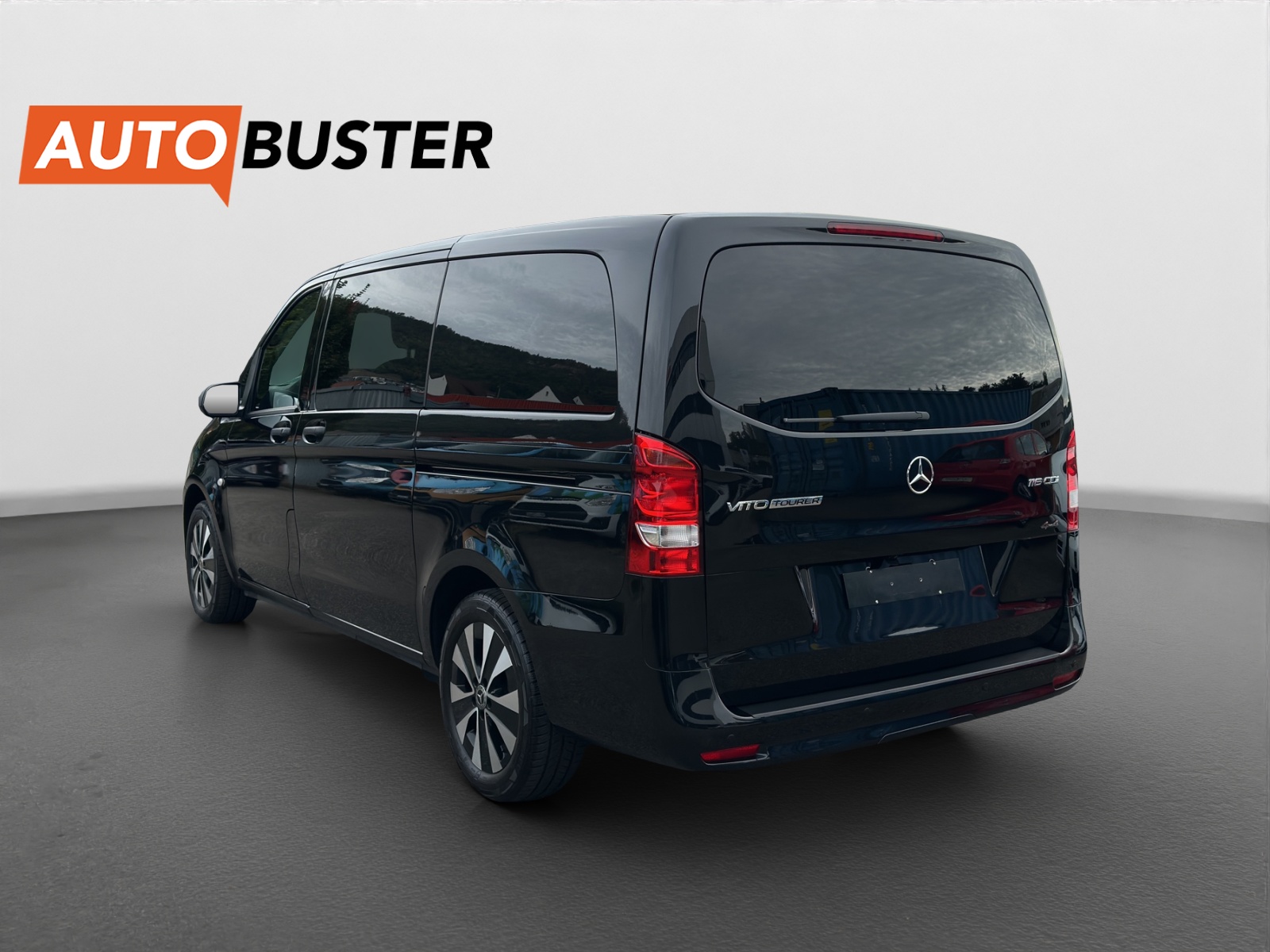 MERCEDES-BENZ Vito 116 CDI Lang Select Tourer 4Matic 9G-Tronic-image-2