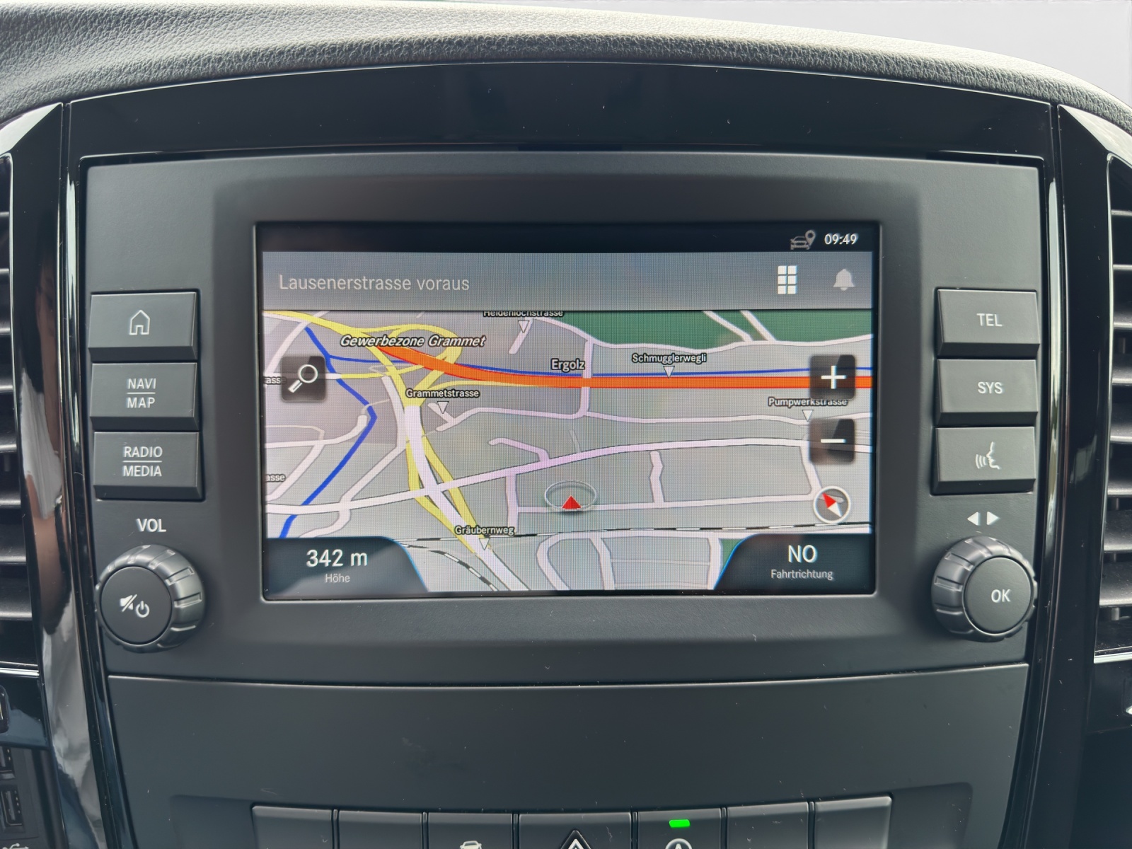 MERCEDES-BENZ Vito 116 CDI Lang Select Tourer 4Matic 9G-Tronic-image-13