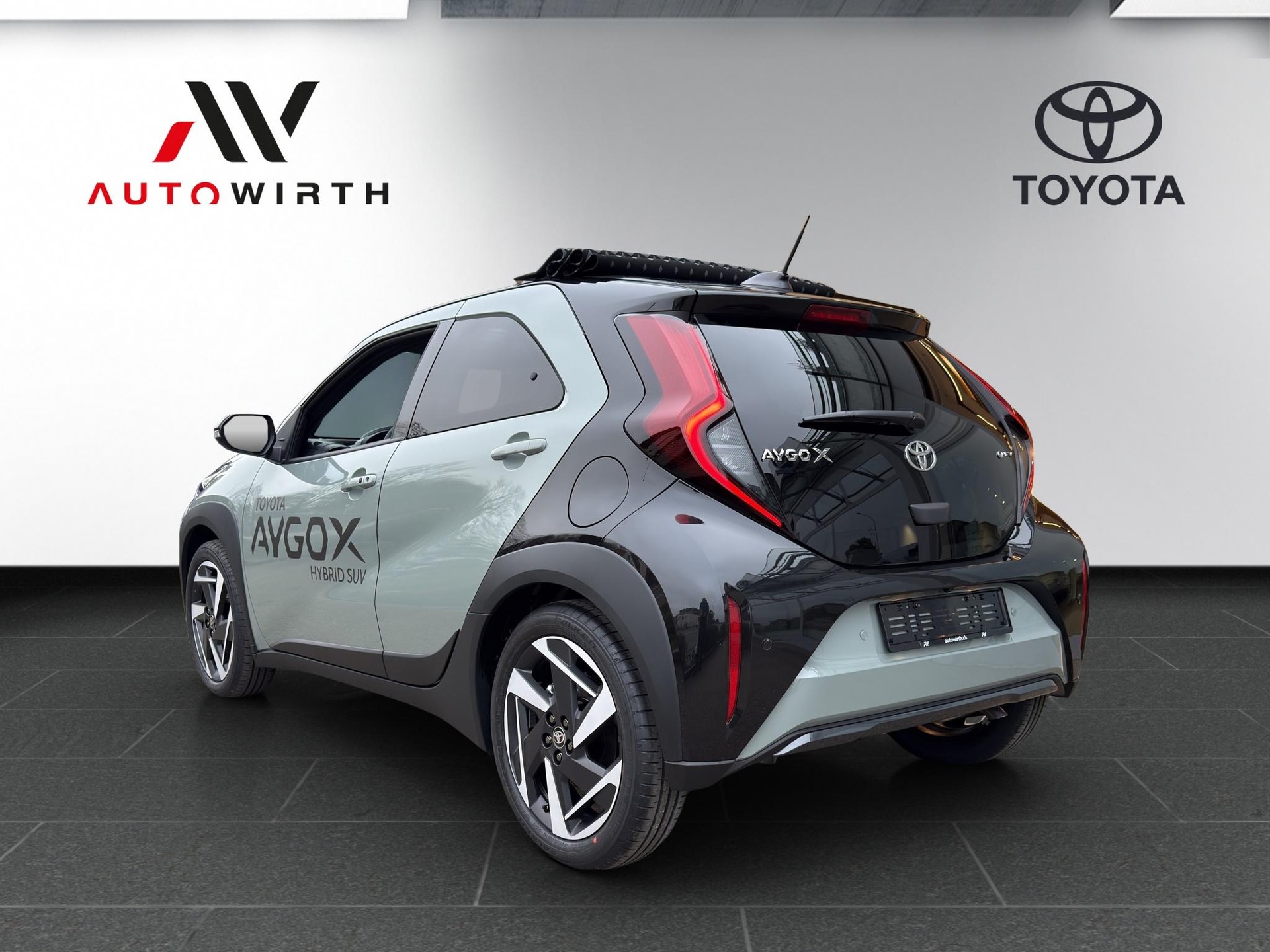 TOYOTA Aygo X 1.5 VVT-i HSD Style Cabrio-image-6
