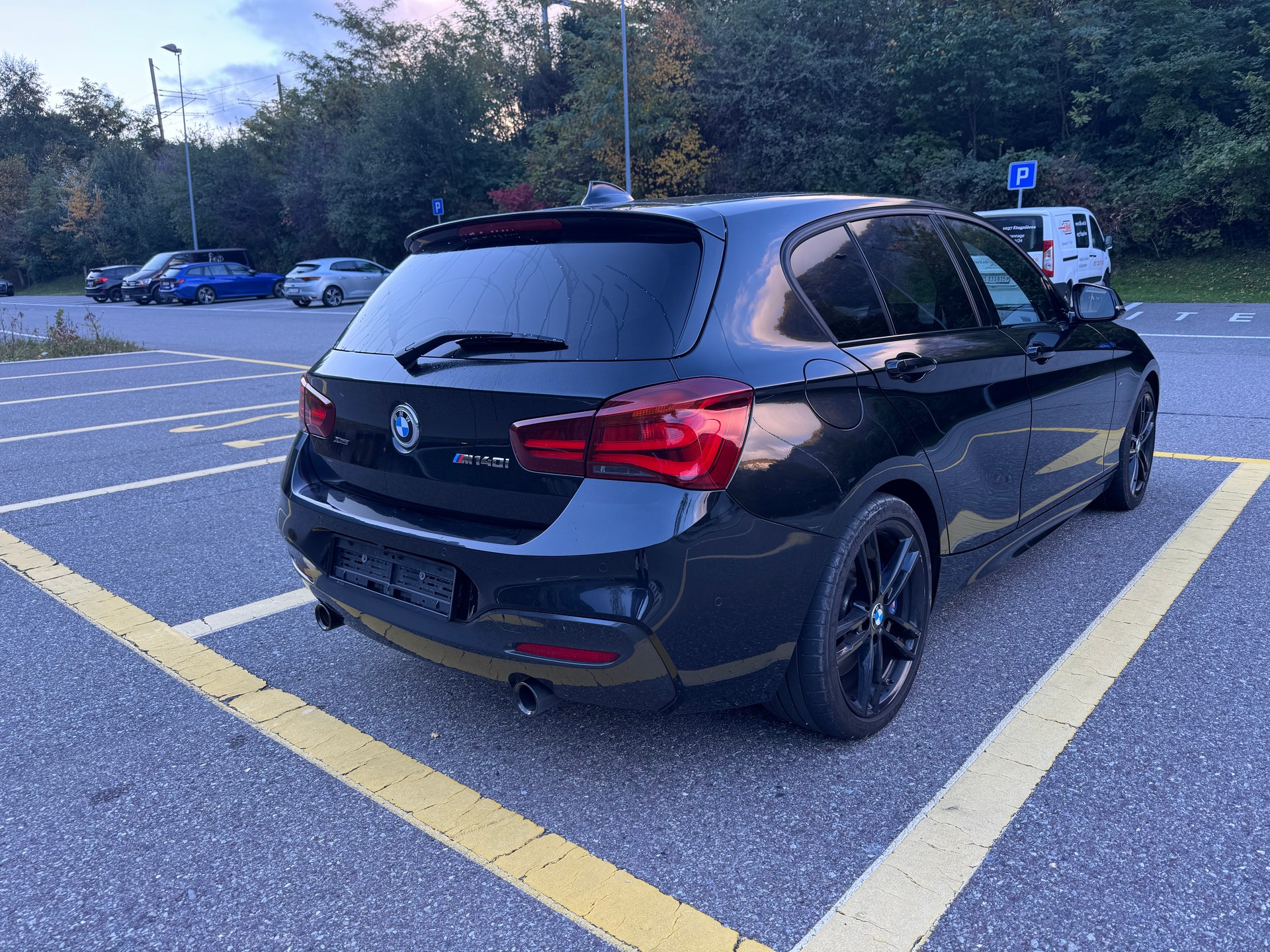 BMW M140i xDrive-image-2