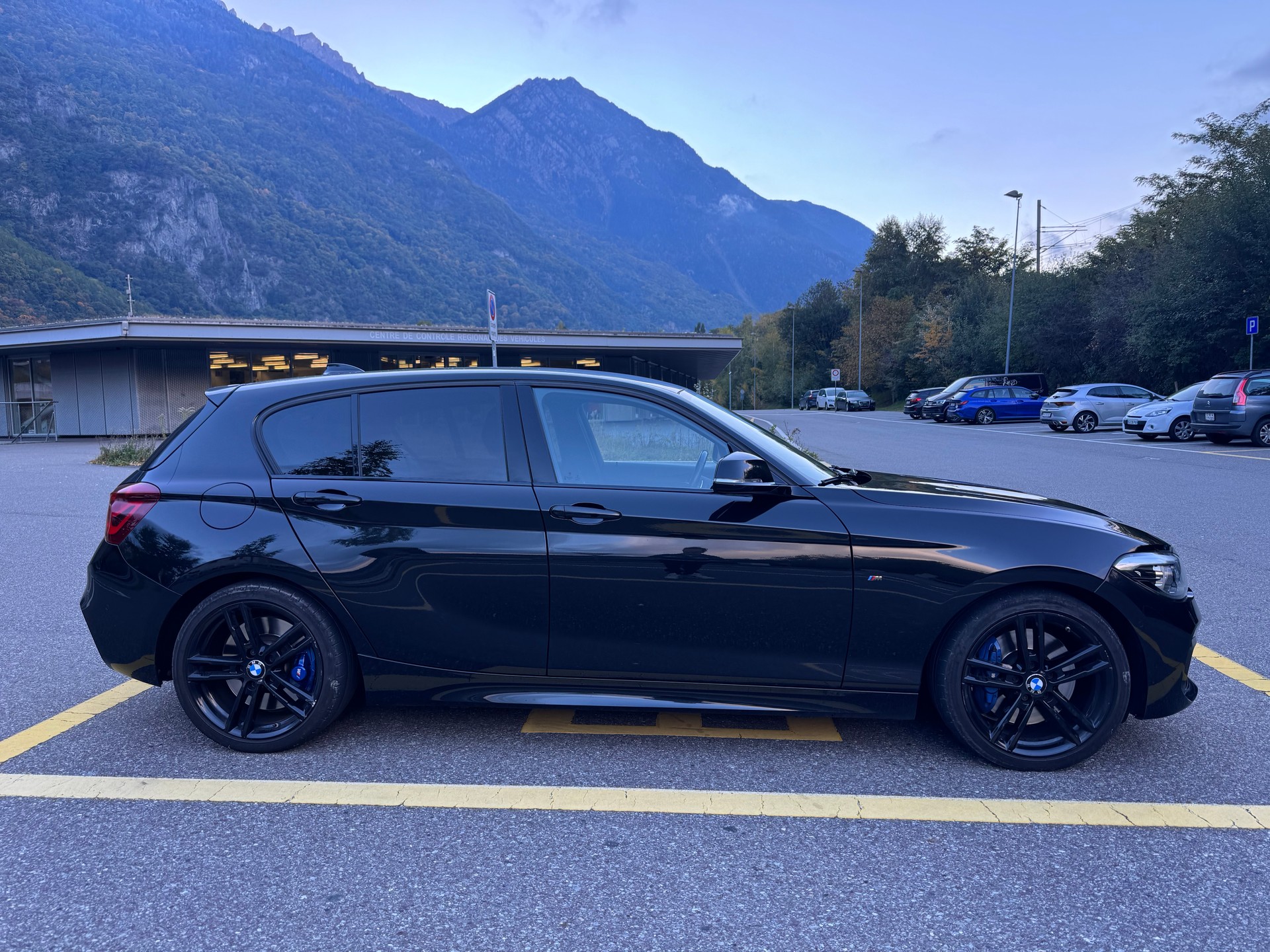 BMW M140i xDrive-image-1