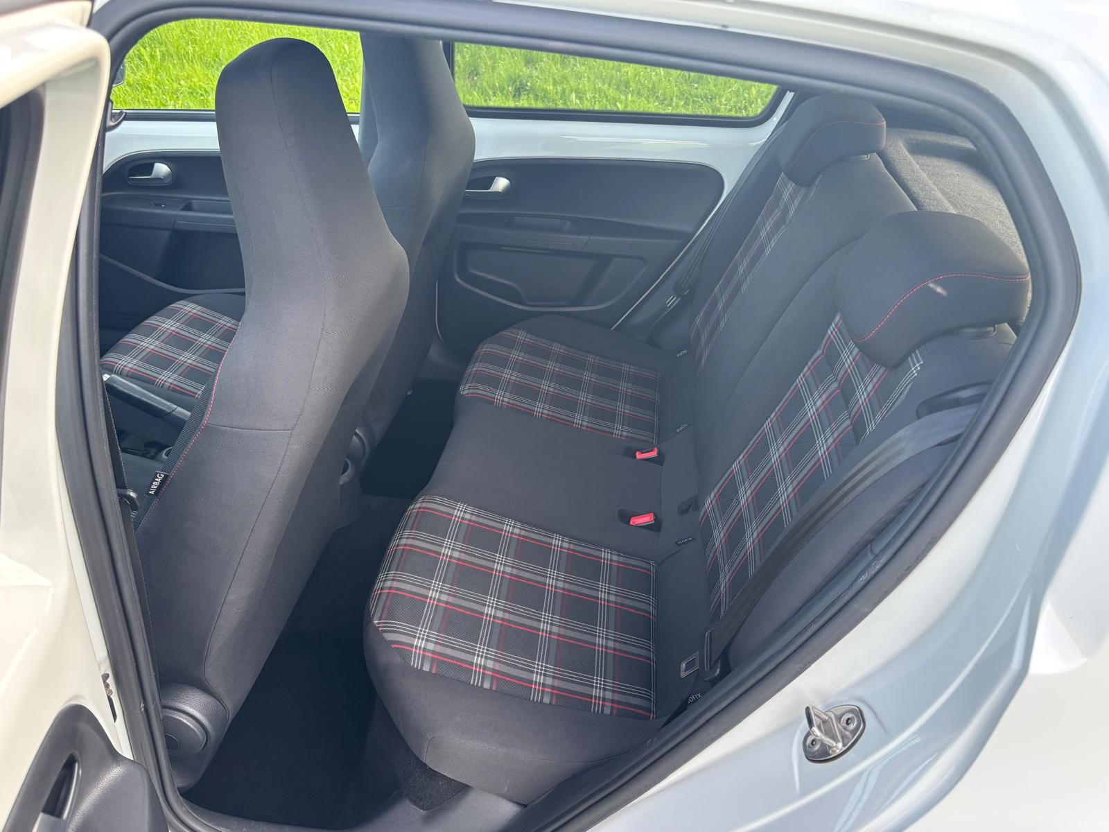 VW Up 1.0 TSI GTI-image-8