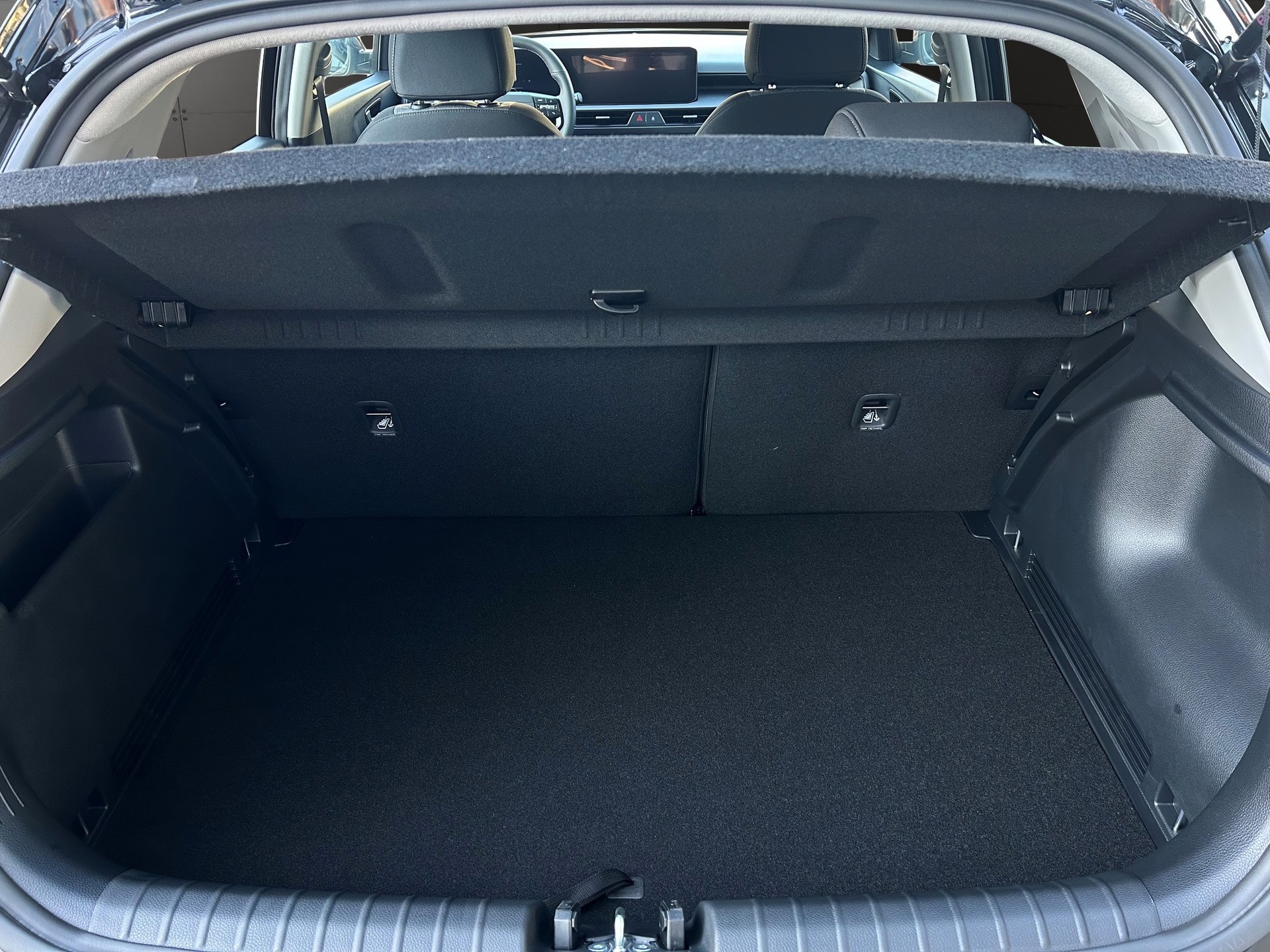 KIA Stonic 1.0 T-GDi-image-10