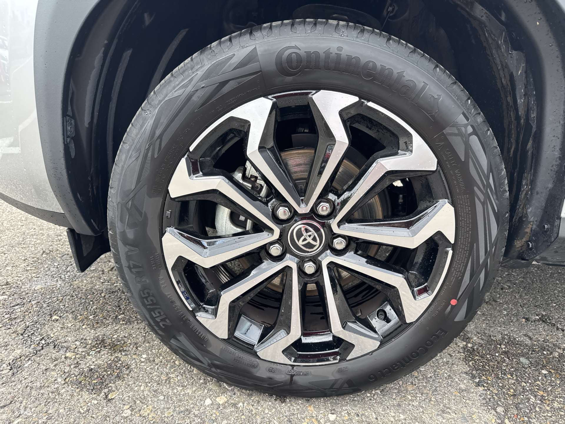 TOYOTA Yaris Cross 1.5 Trend e-CVT Automat-image-8