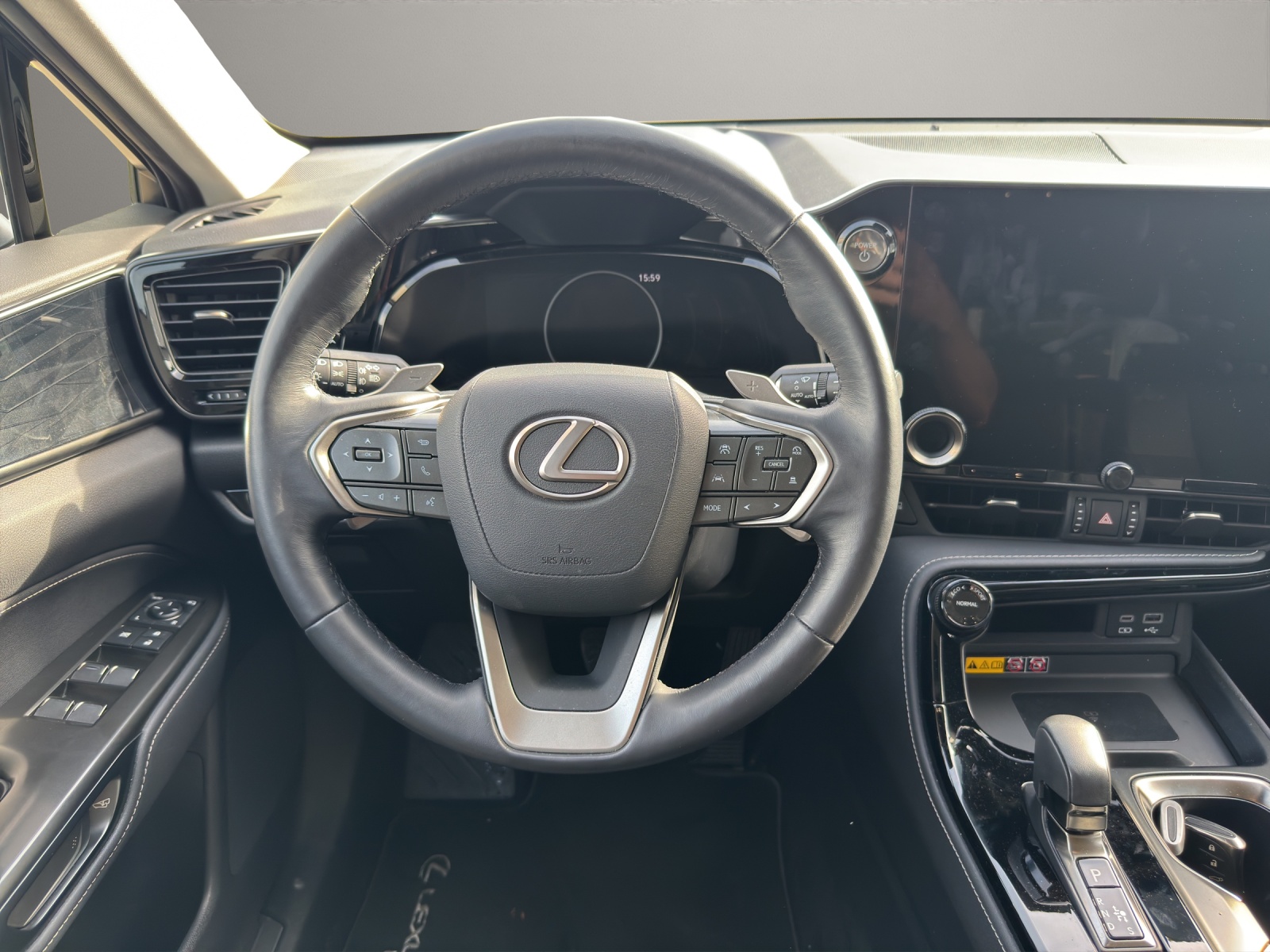 LEXUS NX 450h+ Excellence-image-7