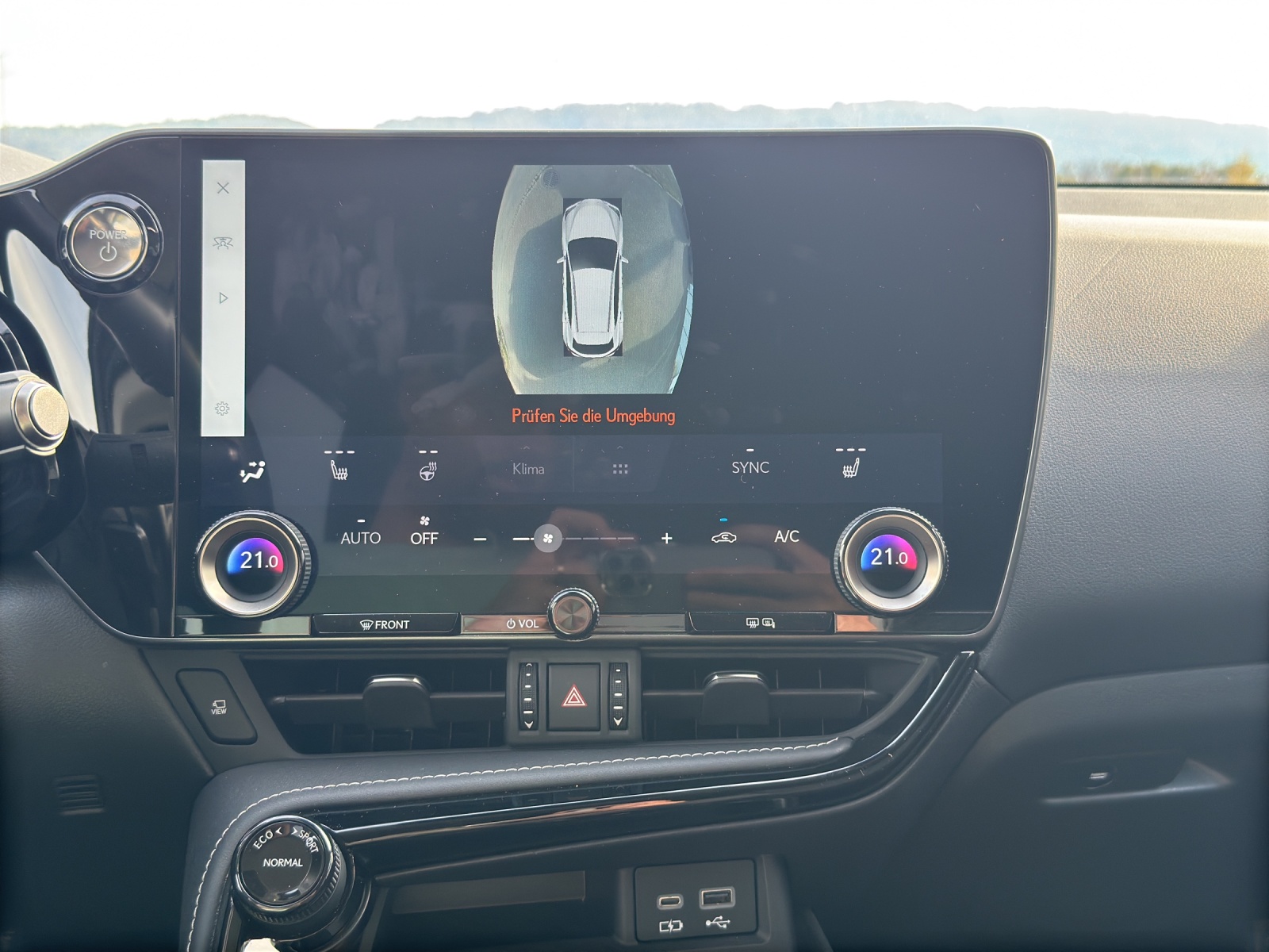 LEXUS NX 450h+ Excellence-image-12