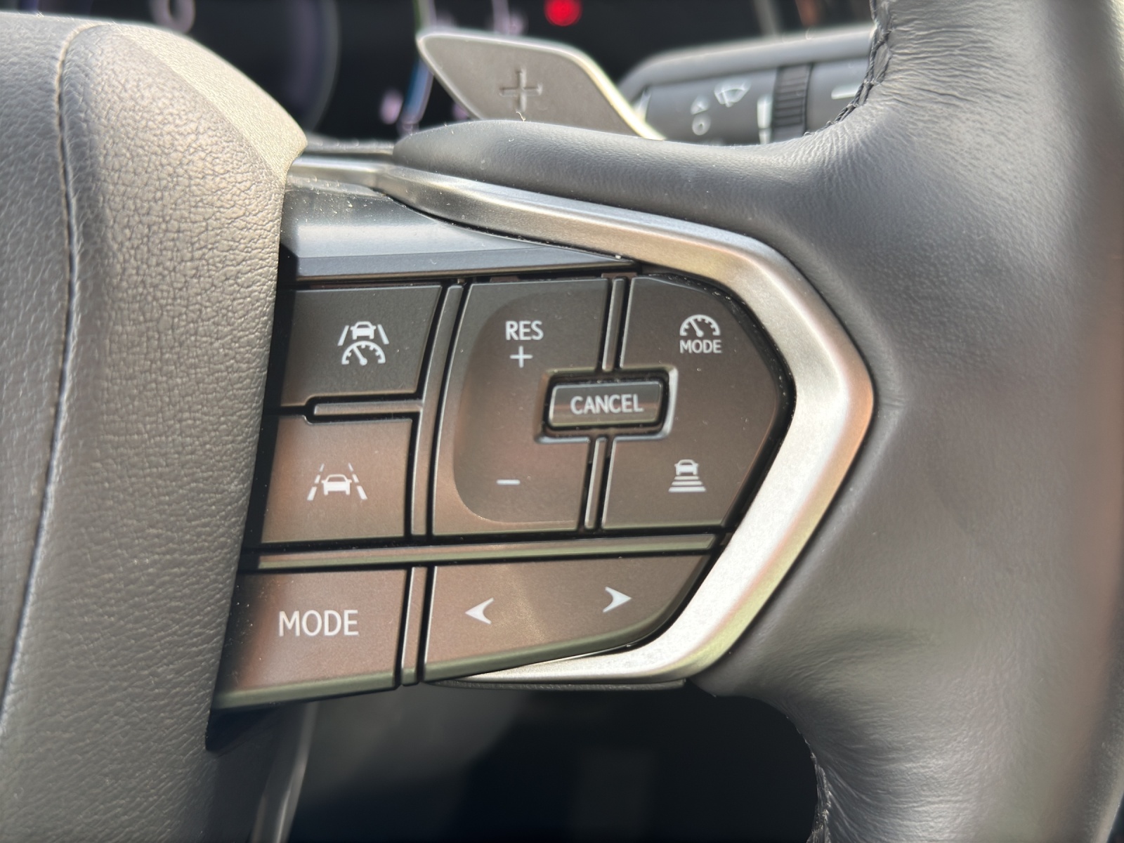 LEXUS NX 450h+ Excellence-image-11