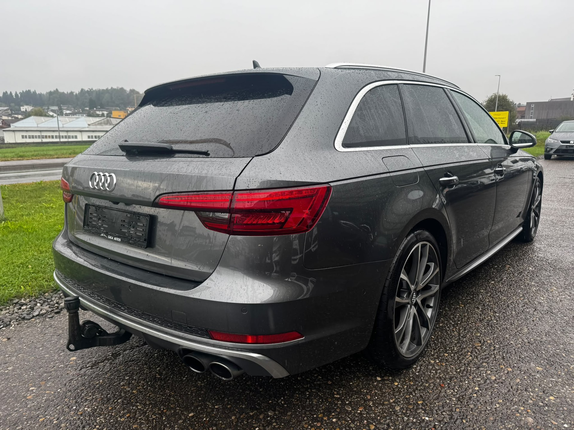 AUDI S4 Avant 3.0 TFSI quattro tiptronic-image-4