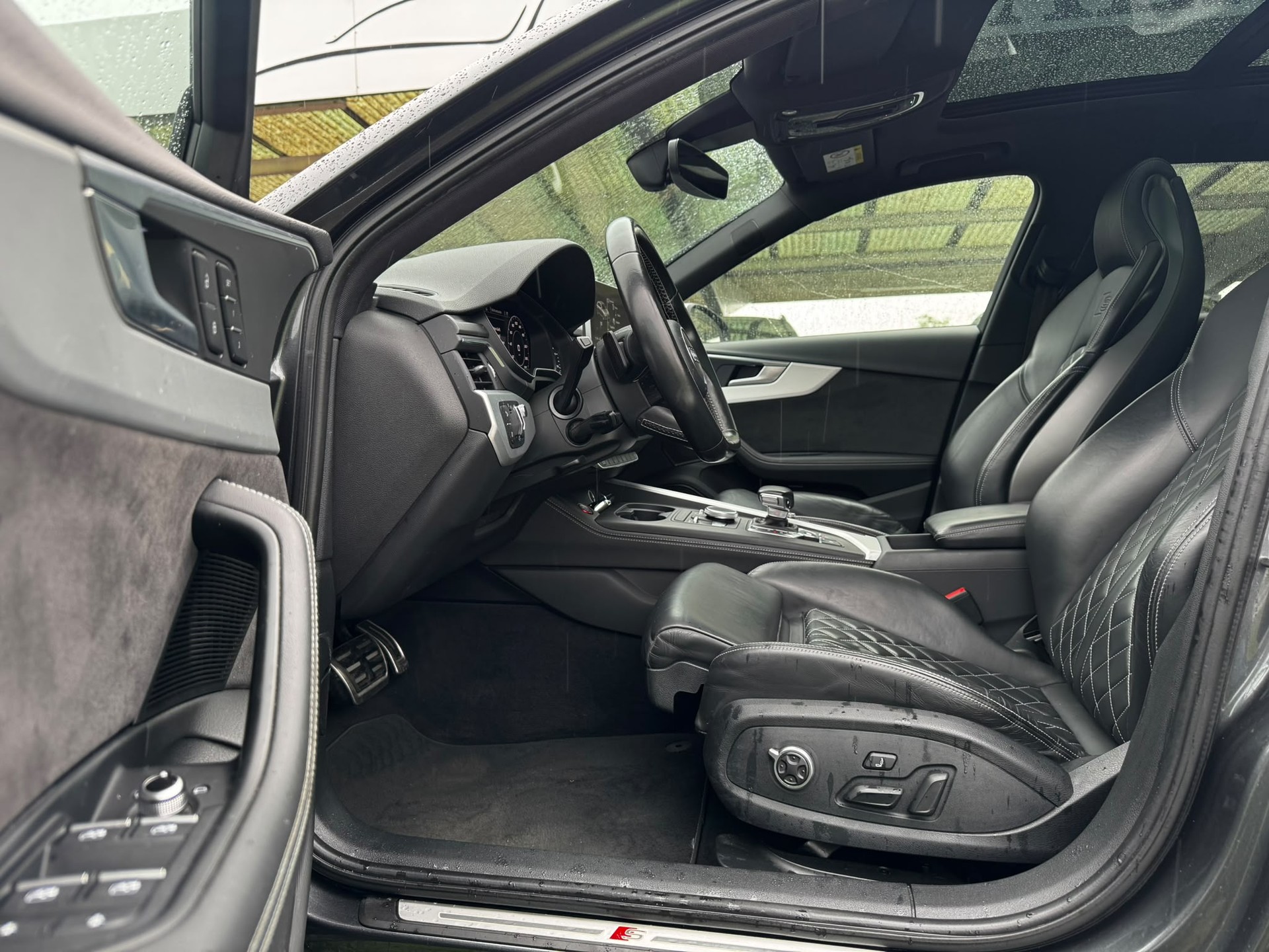 AUDI S4 Avant 3.0 TFSI quattro tiptronic-image-10