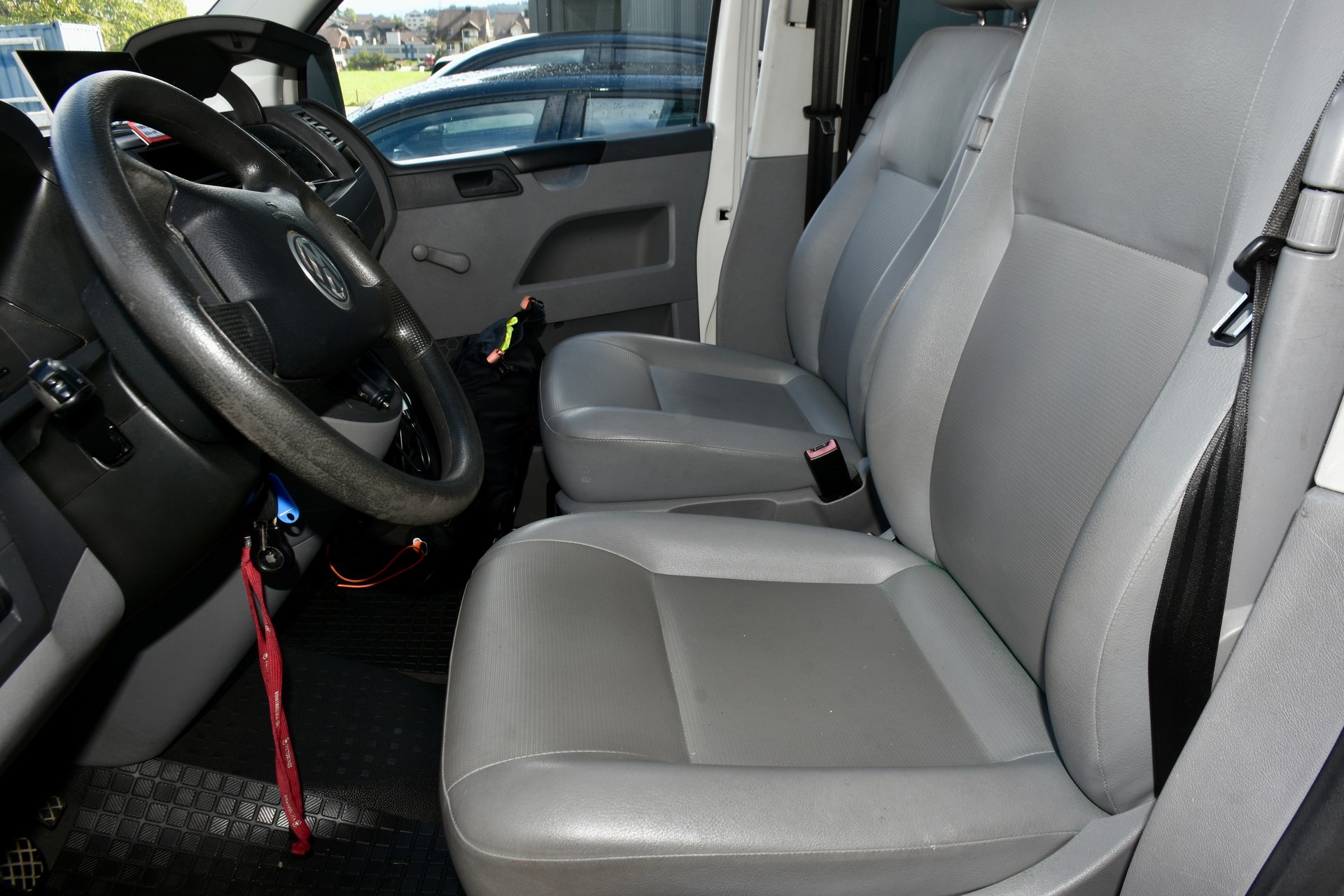VW T5 Caravelle Trend 2.5 TDI PD-image-2