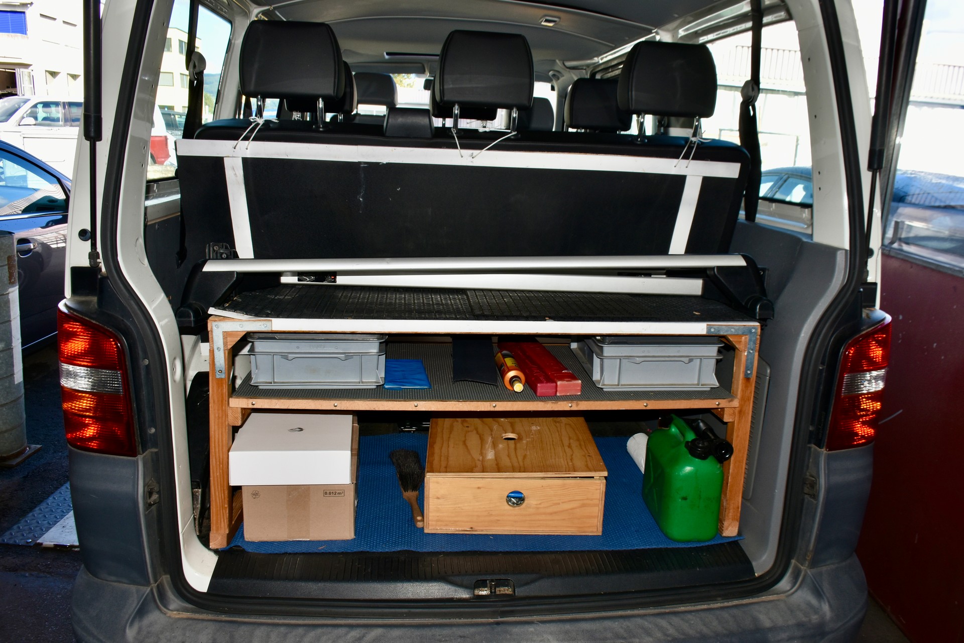 VW T5 Caravelle Trend 2.5 TDI PD-image-9