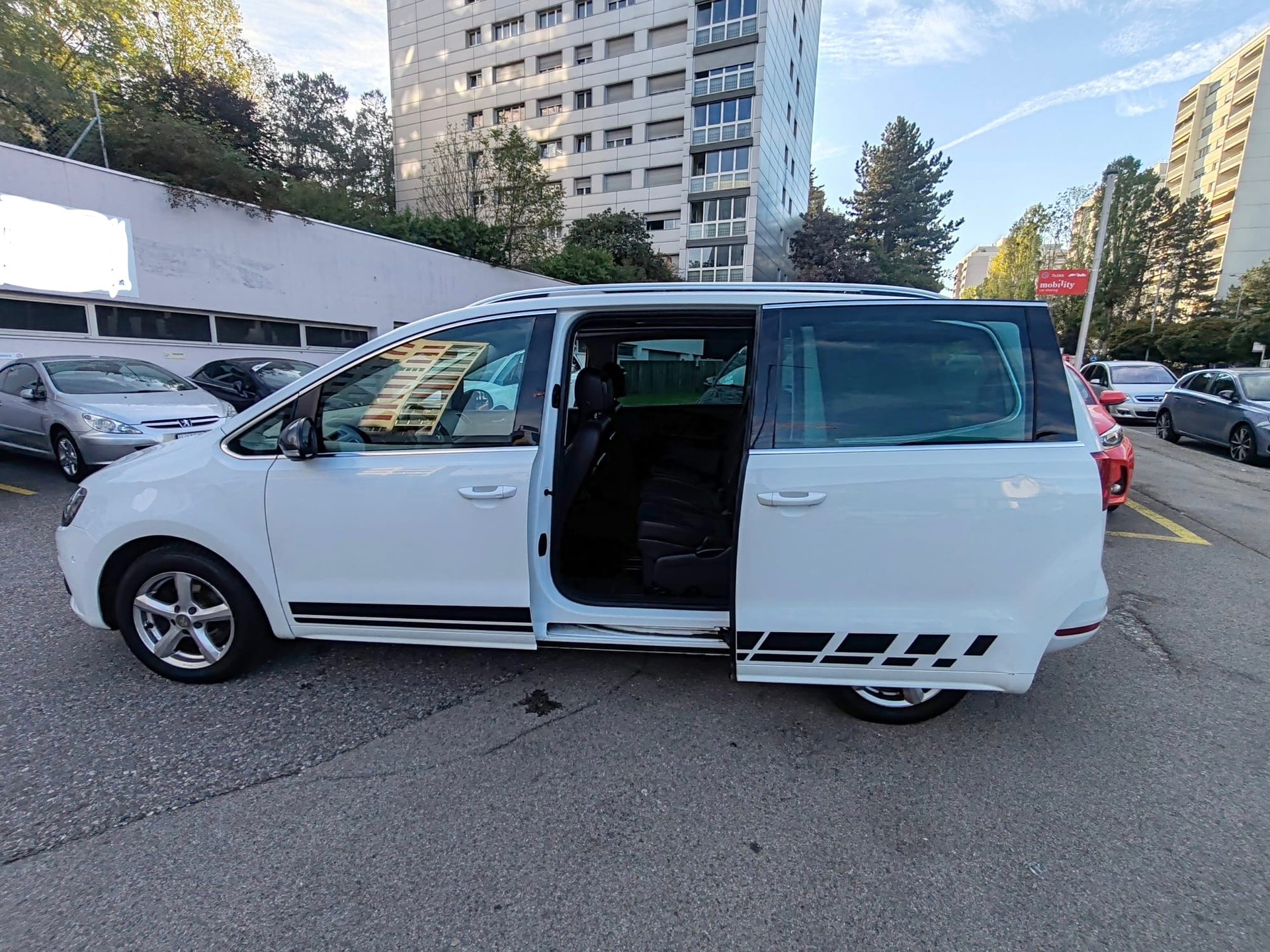 SEAT Alhambra 1.4 TSI FR Line DSG-image-13