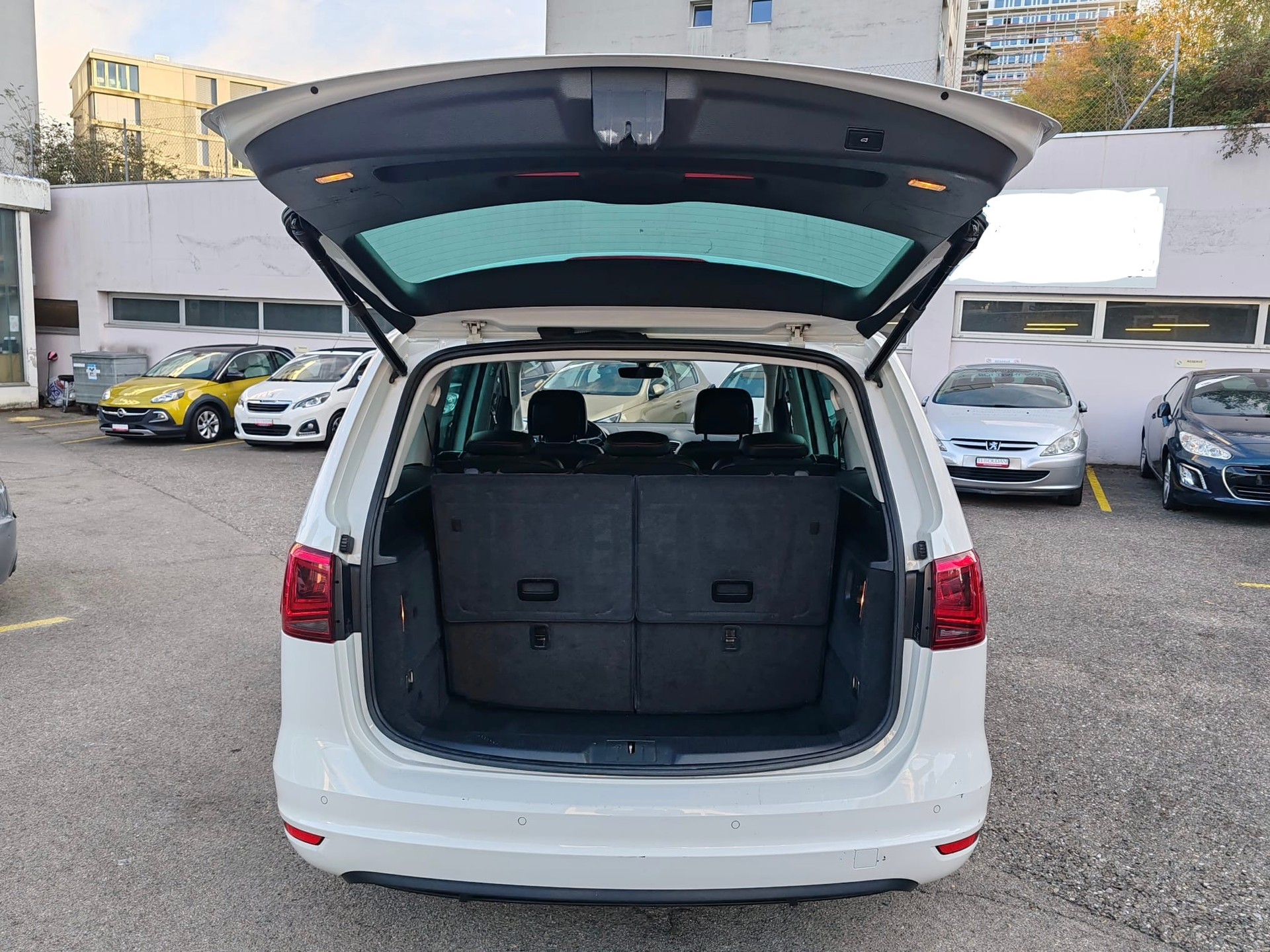 SEAT Alhambra 1.4 TSI FR Line DSG-image-8