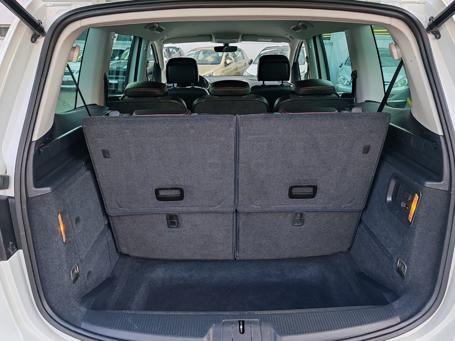 SEAT Alhambra 1.4 TSI FR Line DSG-image-14