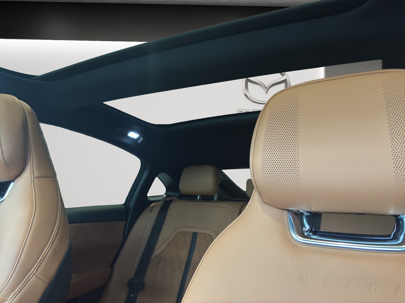 MAZDA 6e 245 80kWh Takumi Plus-image-9